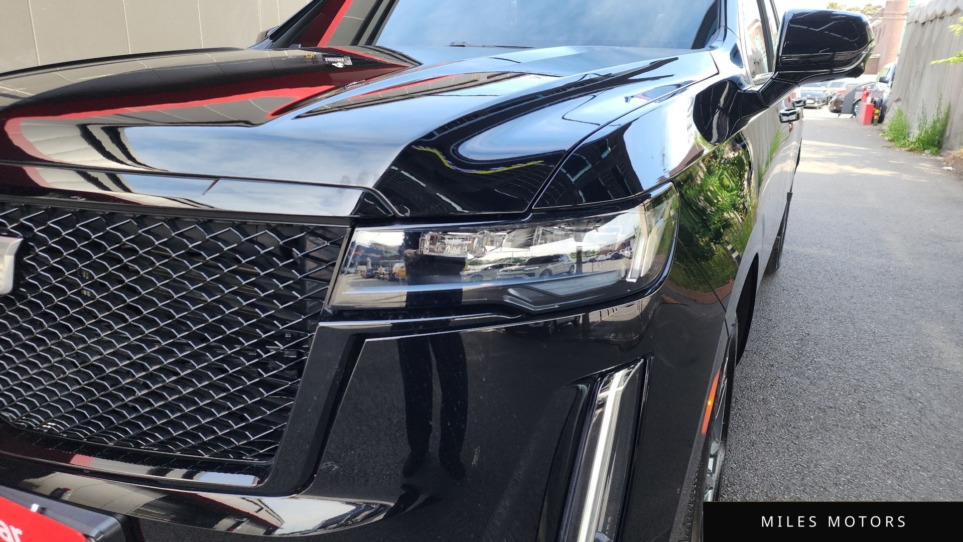 Cadillac Escalade 2023 — миниатюра 8
