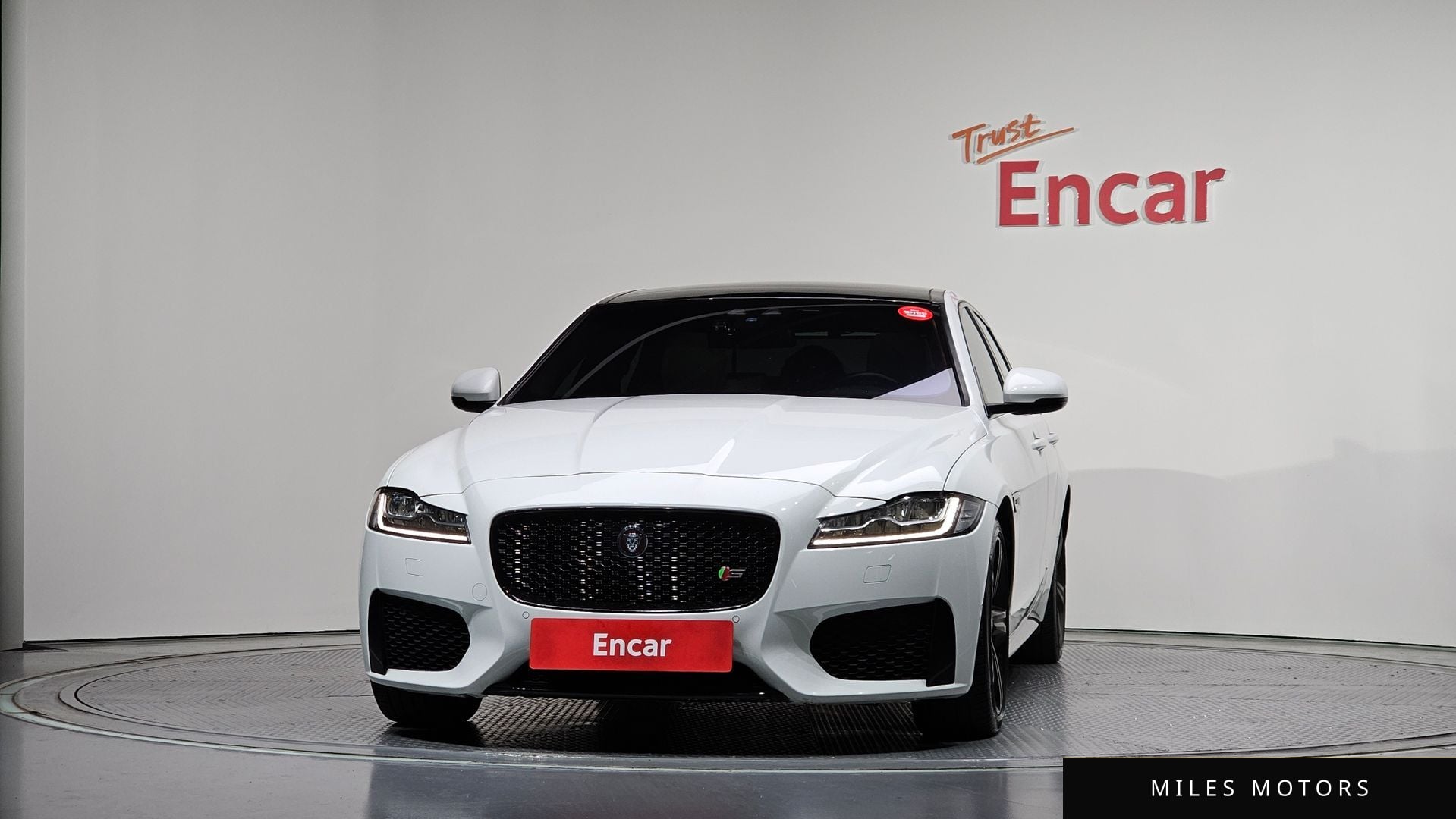 Jaguar XF (X260) 2017 — миниатюра 3