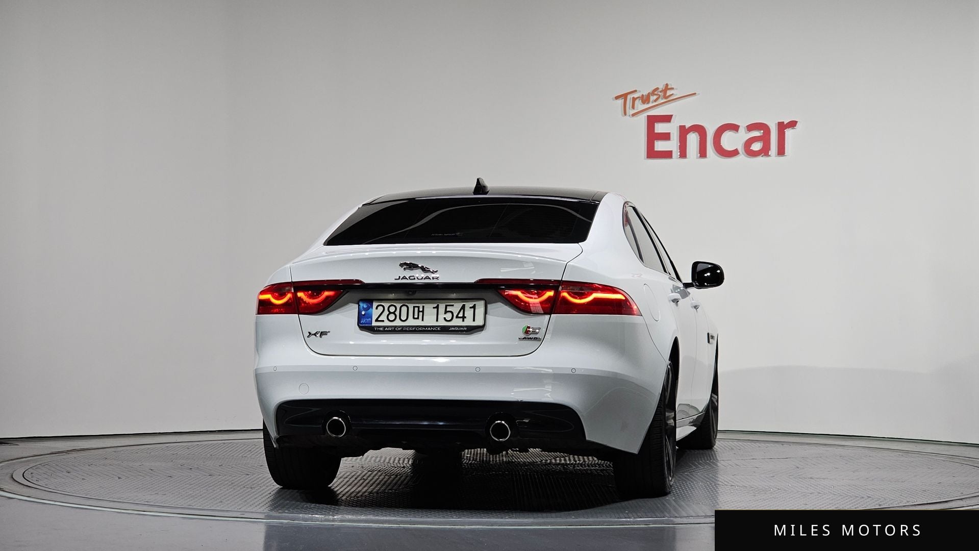 Jaguar XF (X260) 2017 — миниатюра 4