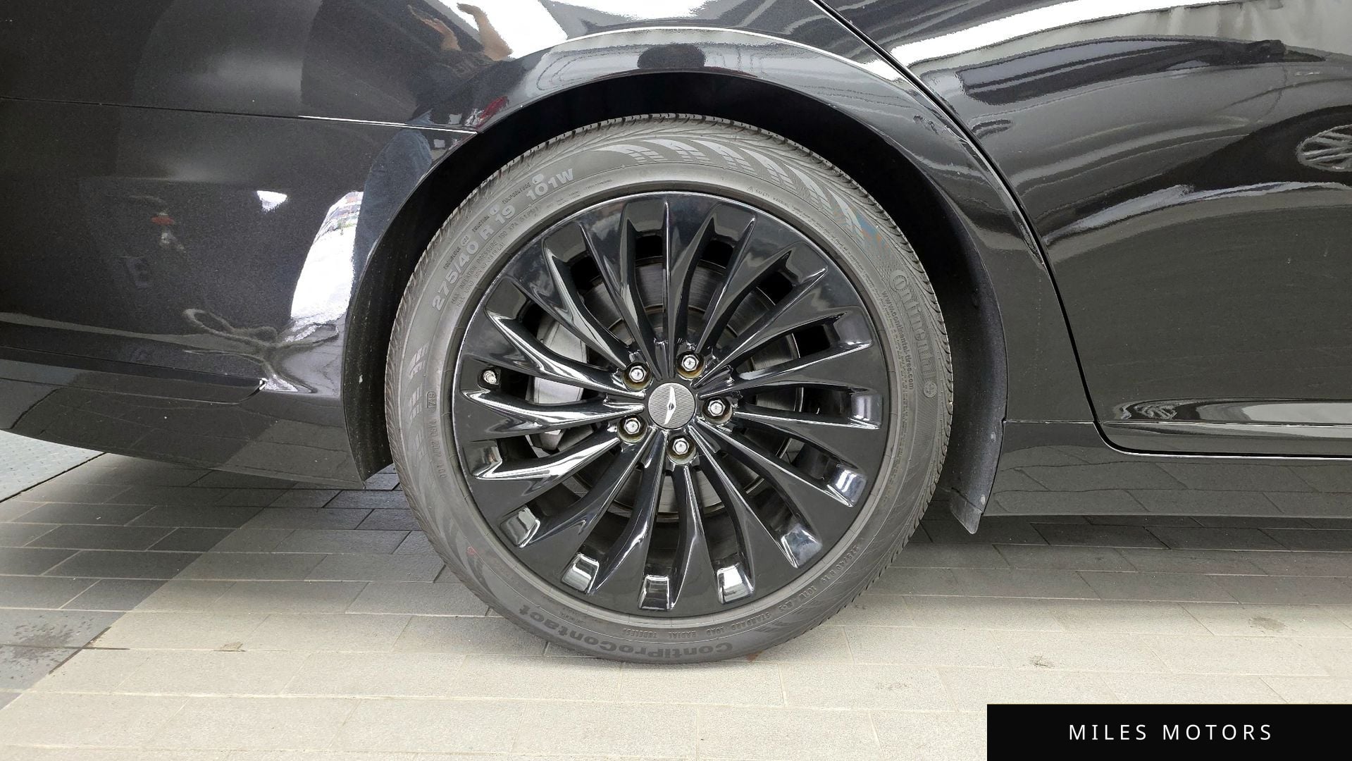 Genesis EQ900 2018 — миниатюра 5
