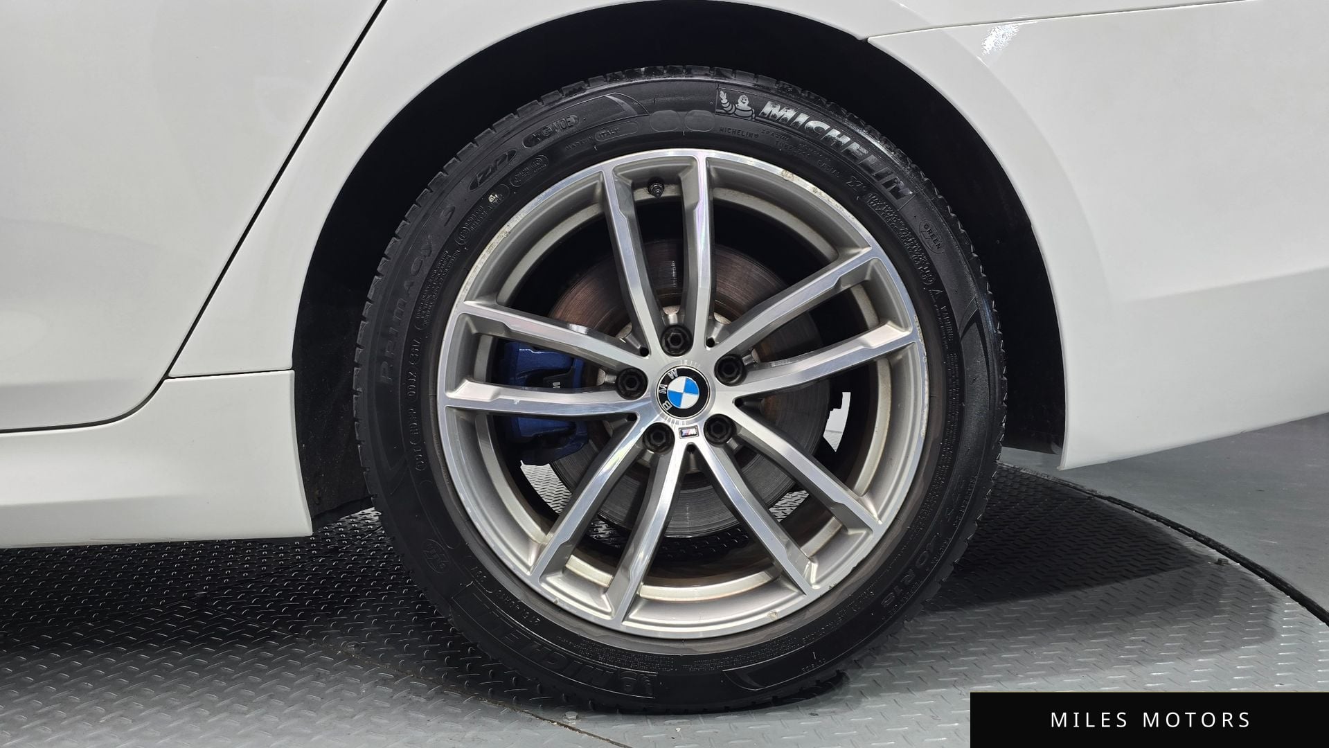 BMW 5 Series (G30) 2017 — миниатюра 6