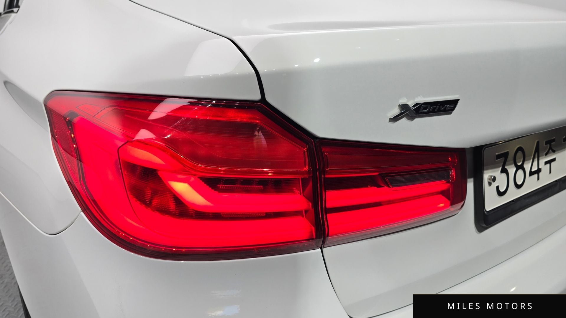 BMW 5 Series (G30) 2017 — миниатюра 8