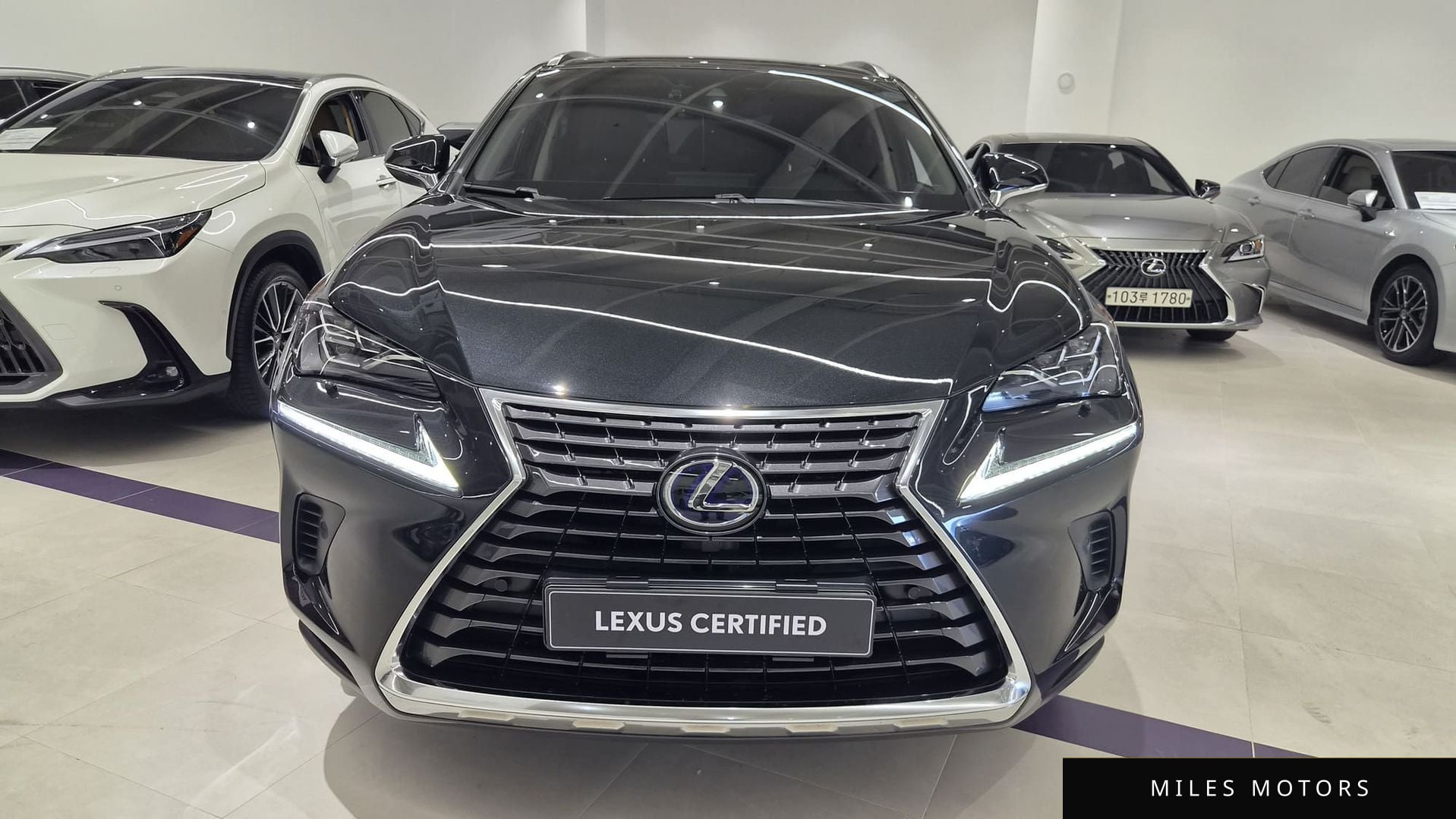 Лексус NX300h 2021 — миниатюра 3