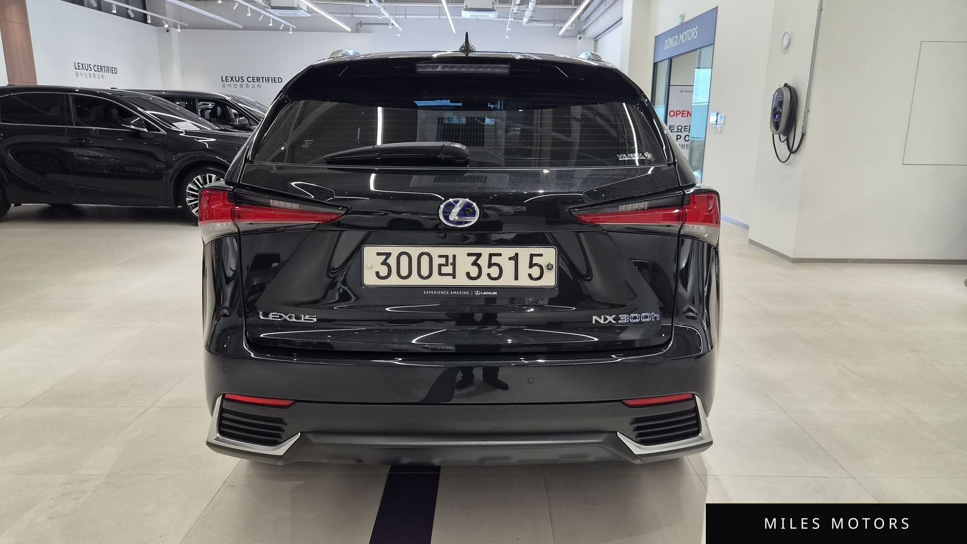 Лексус NX300h 2021 — миниатюра 4