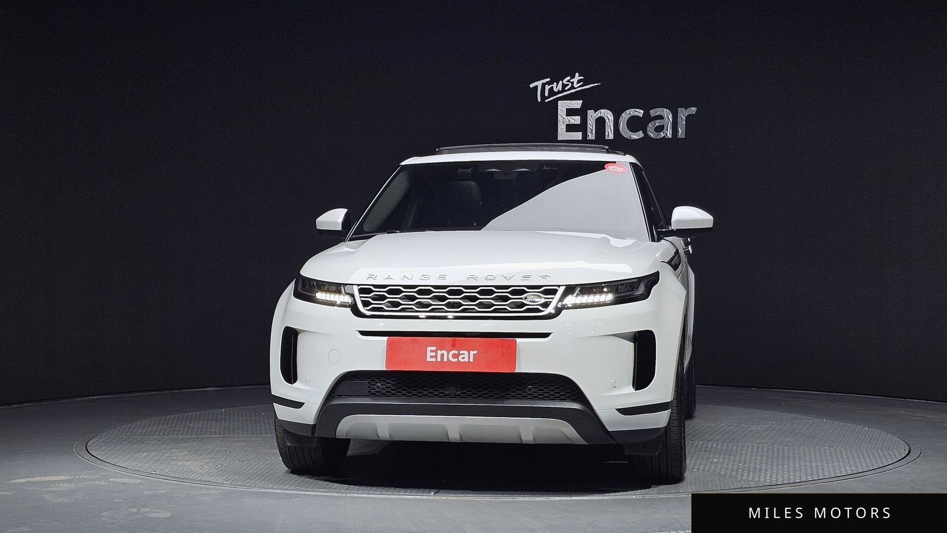 Land Rover Range Rover Evoque 2022 — миниатюра 3