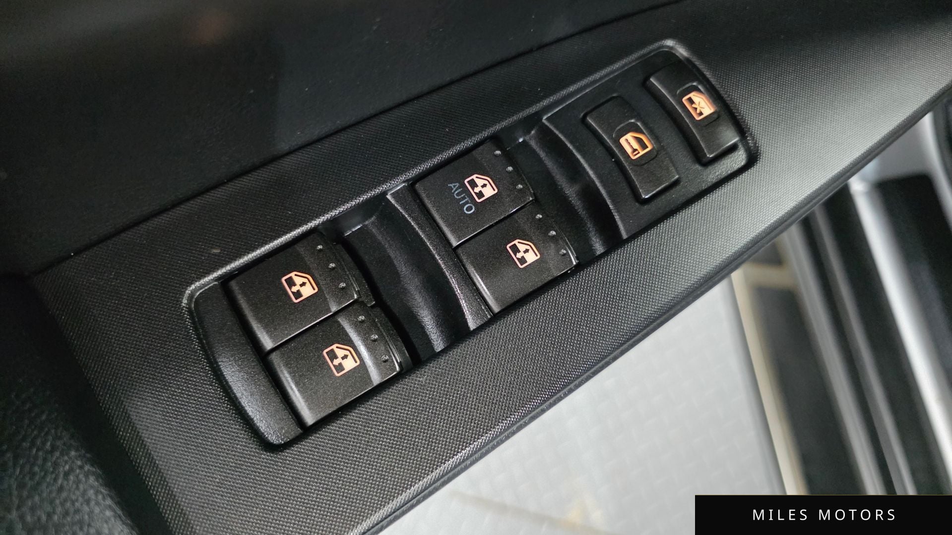 KG Mobility KORANDO 2016 — миниатюра 12