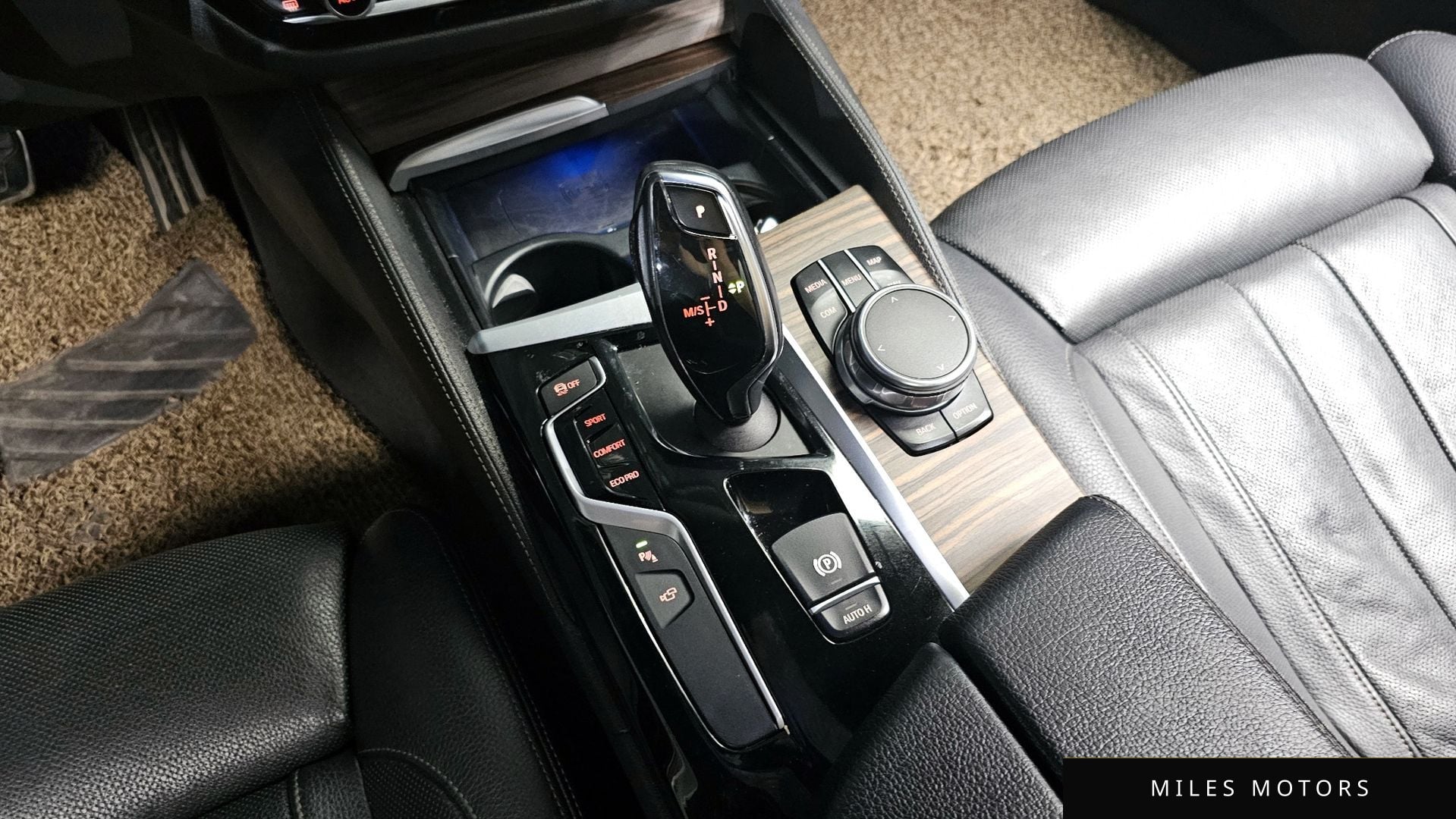 BMW 5 Series (G30) 2017 — миниатюра 9