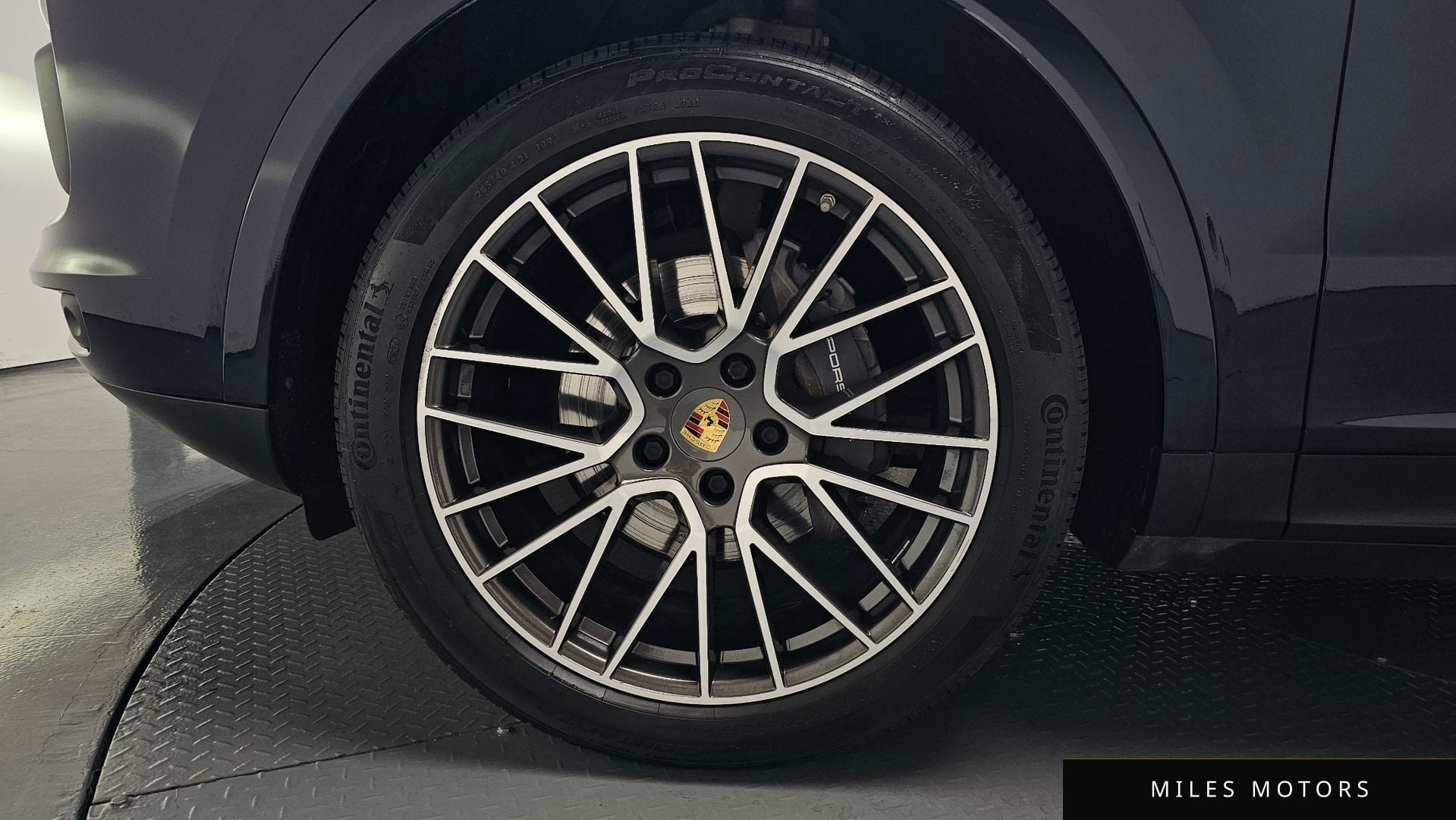 Porsche Cayenne 2021 — миниатюра 4