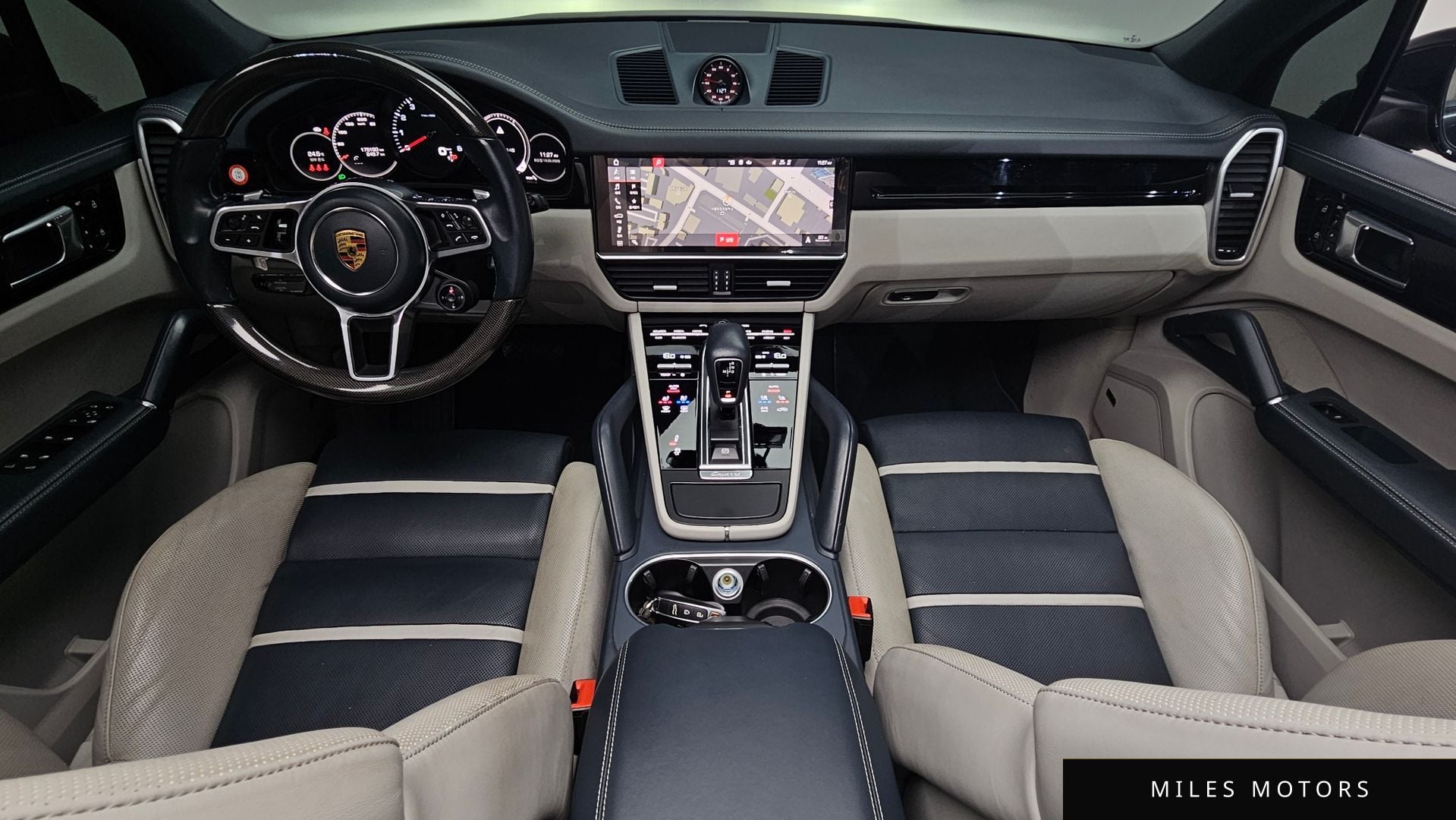 Porsche Cayenne 2021 — миниатюра 9
