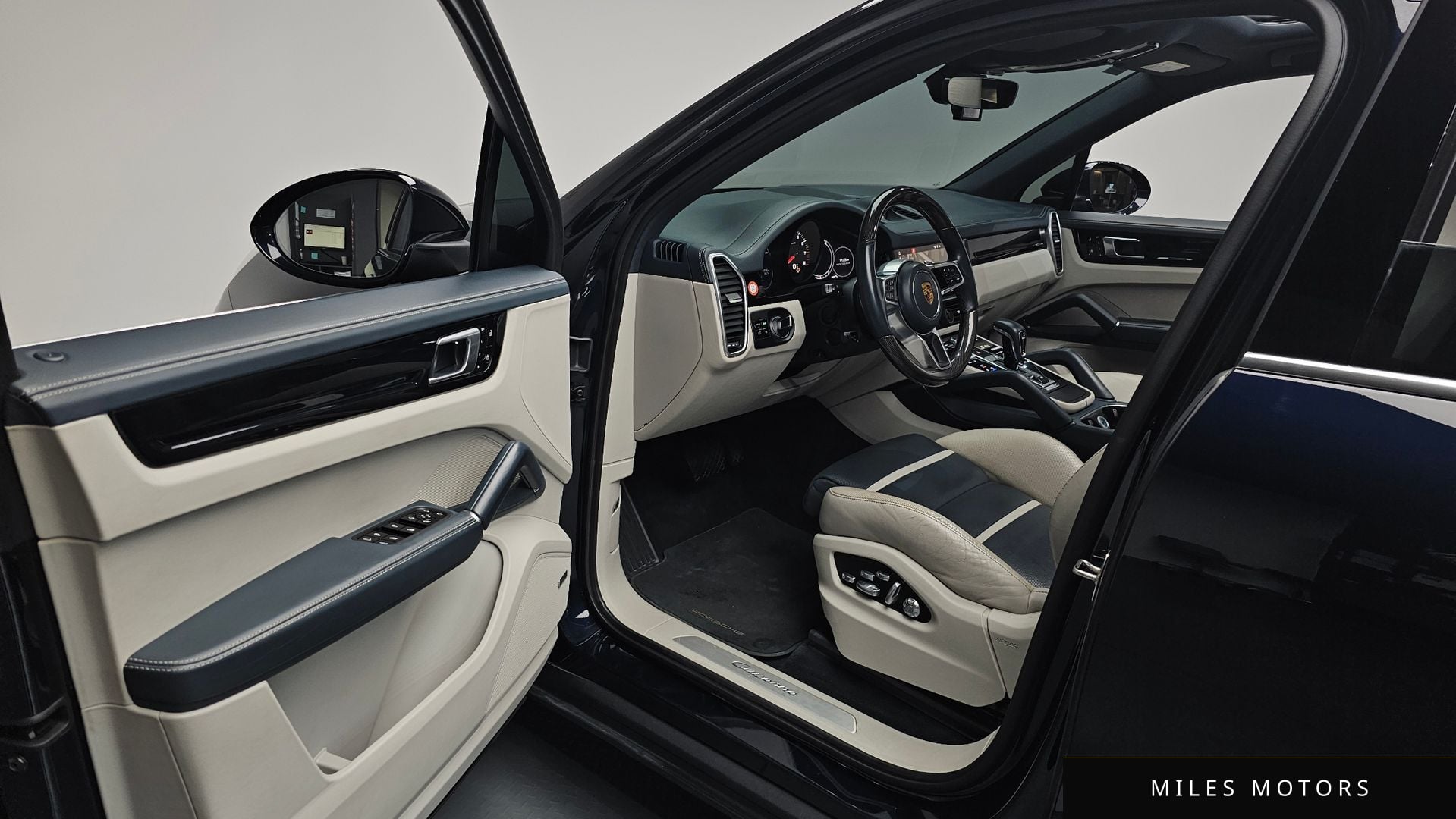 Porsche Cayenne 2021 — миниатюра 12