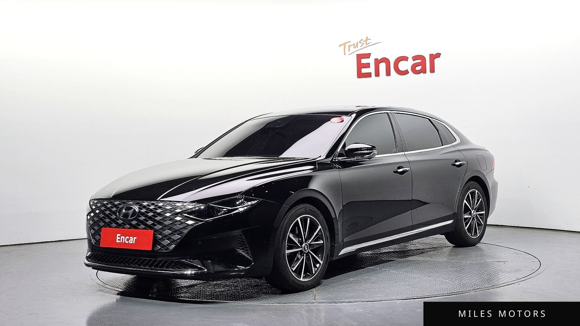 Hyundai Grandeur 2022 — фото 1 из 12
