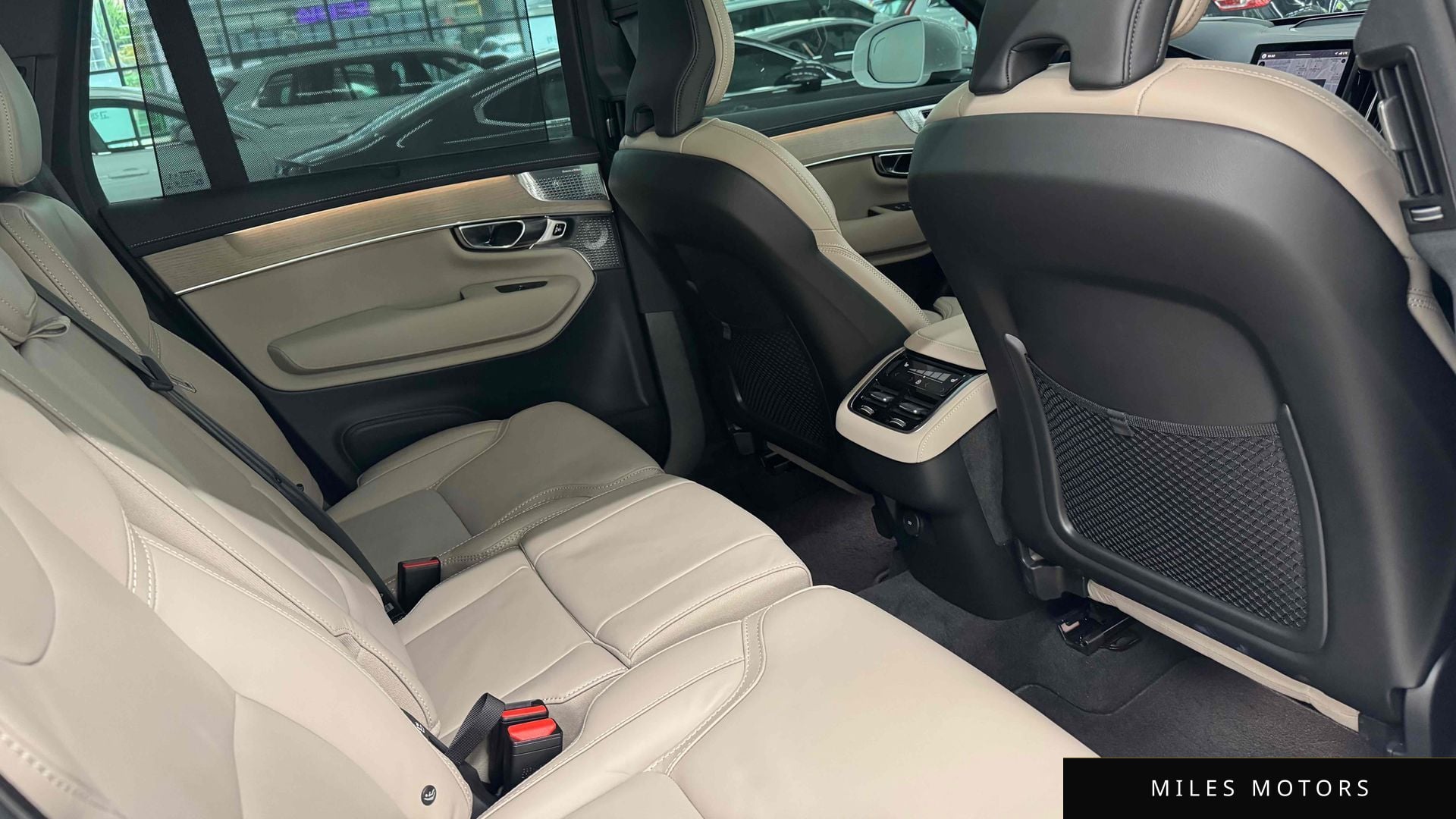 Volvo XC90 2026 — миниатюра 12