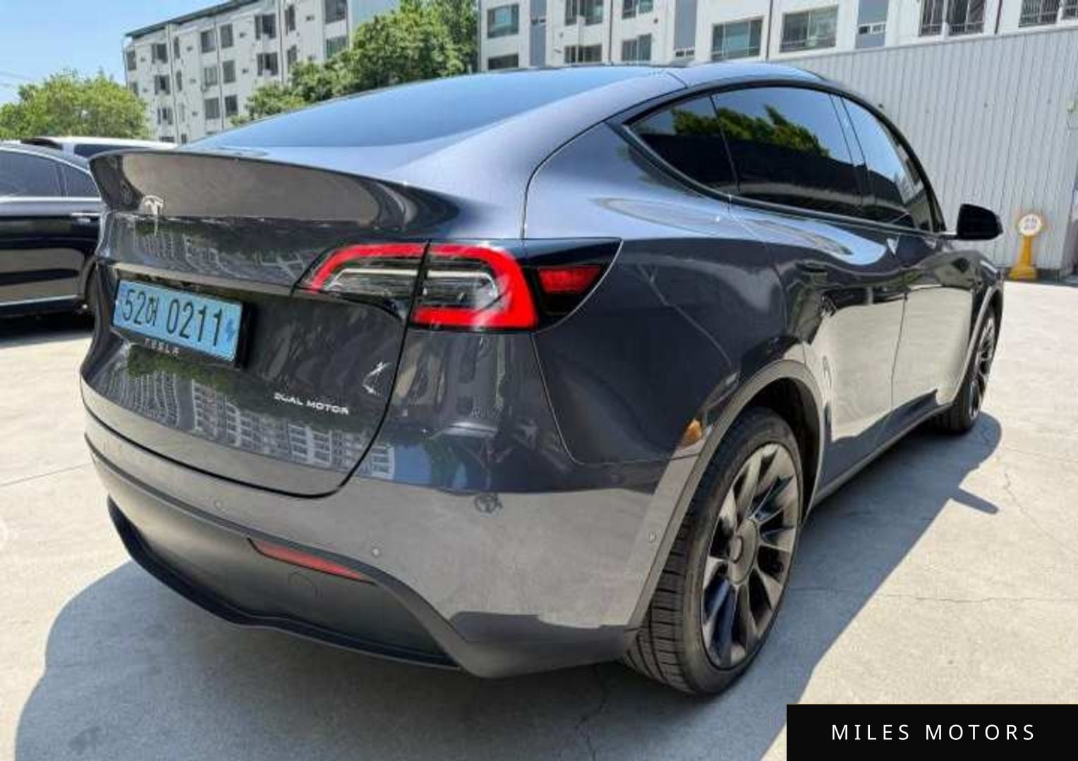 Tesla Model Y 2022 — миниатюра 5