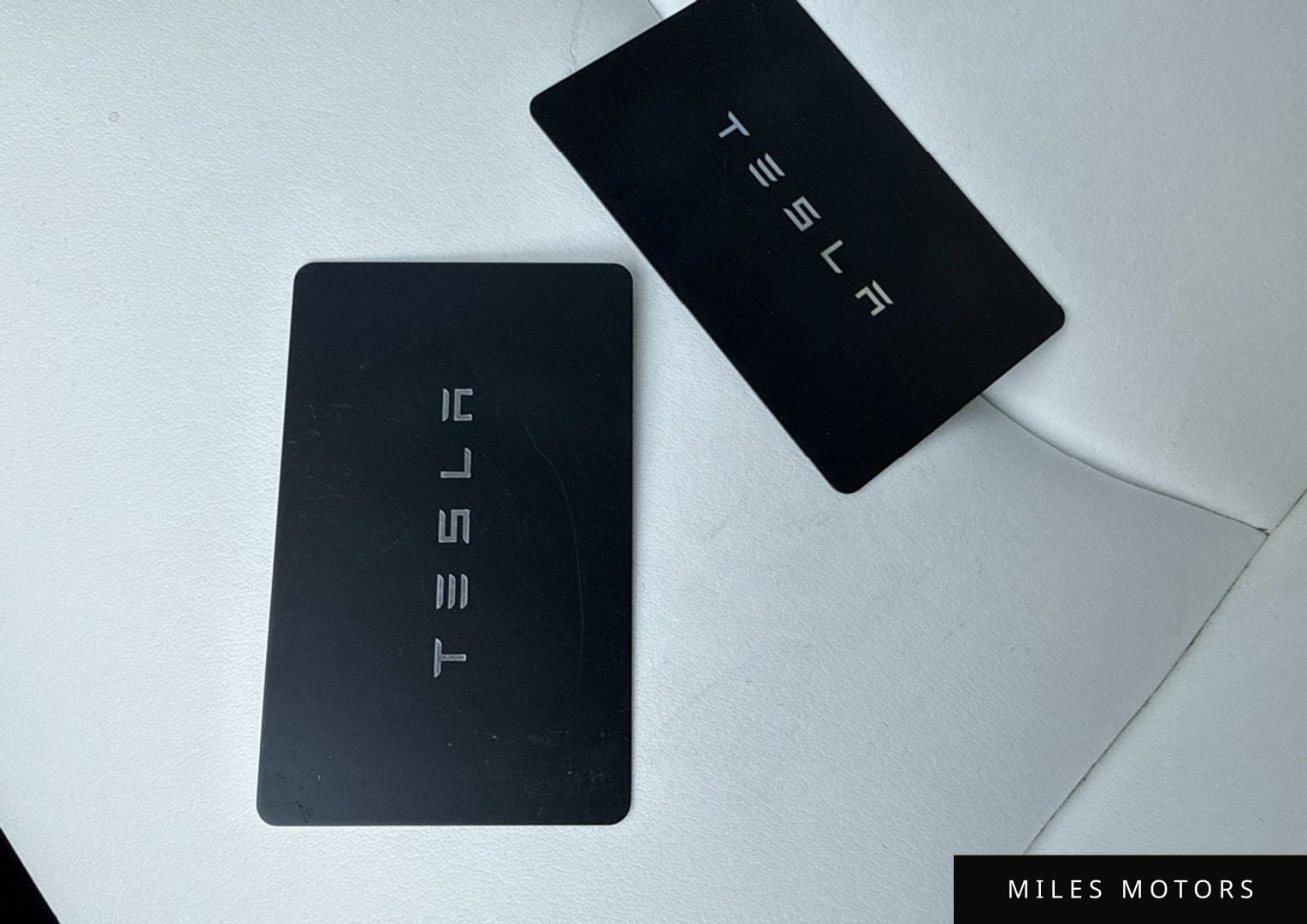 Tesla Model Y 2022 — миниатюра 8