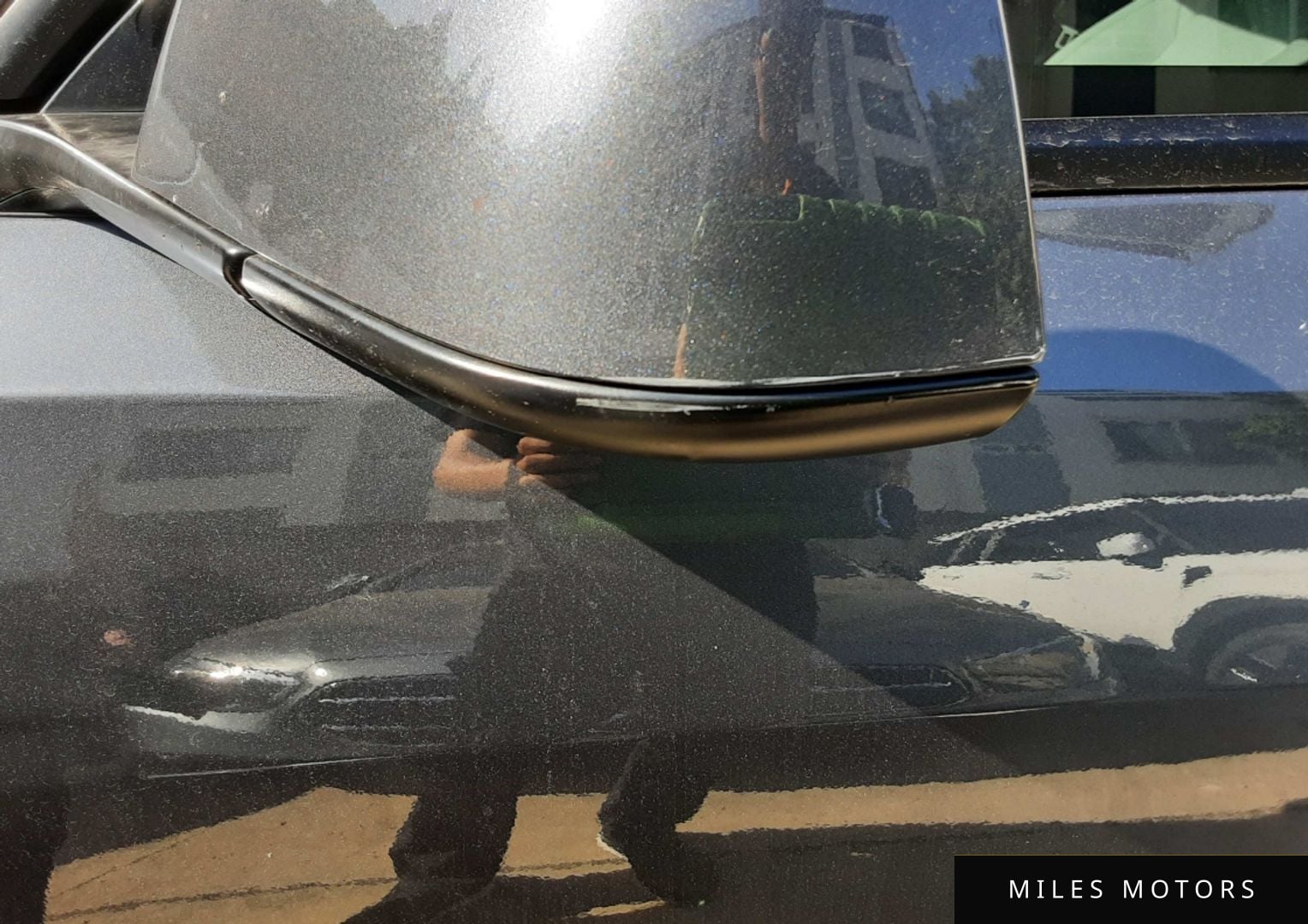 Tesla Model Y 2022 — миниатюра 9