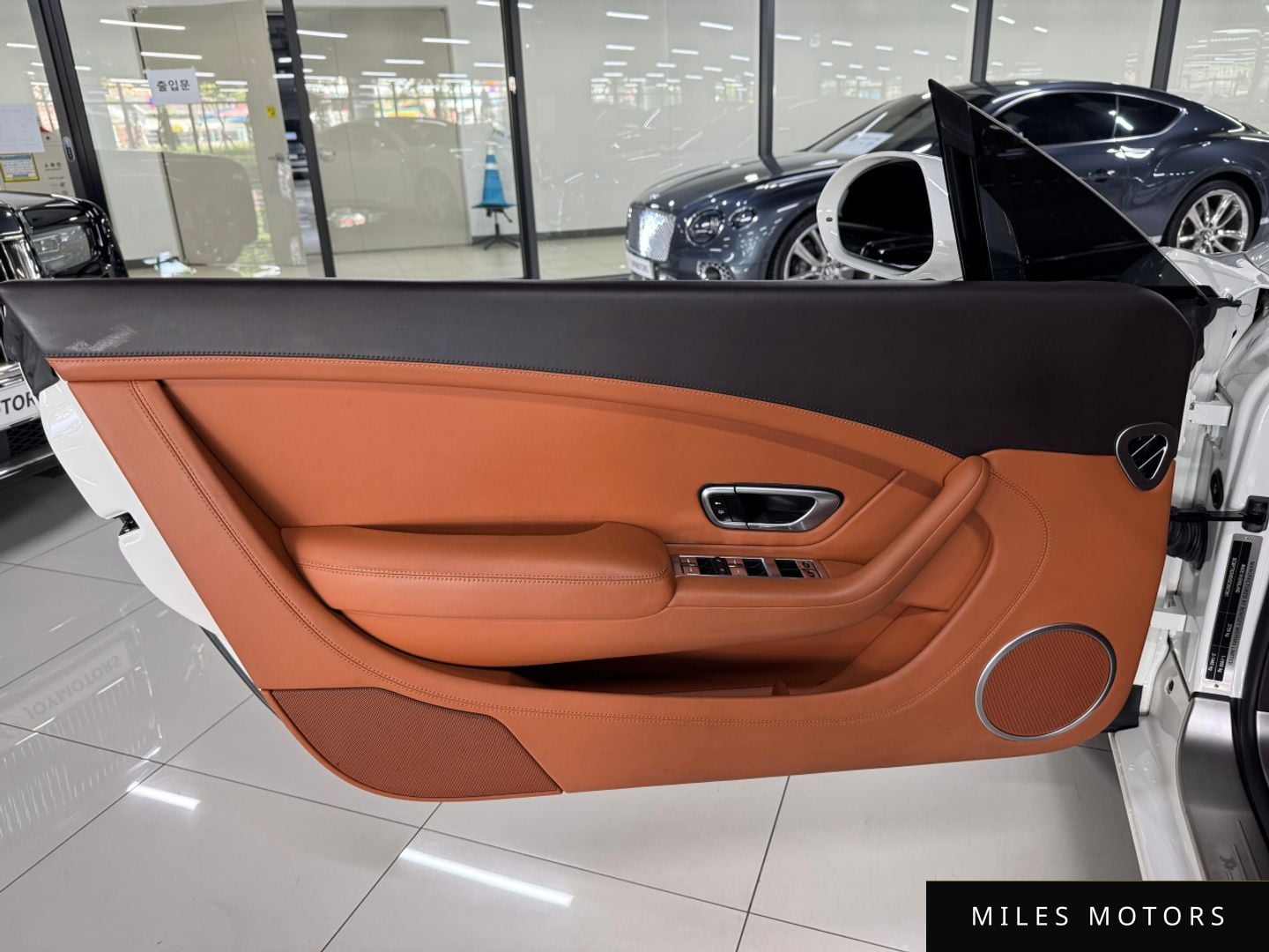 Bentley Continental GT 2016 — миниатюра 7