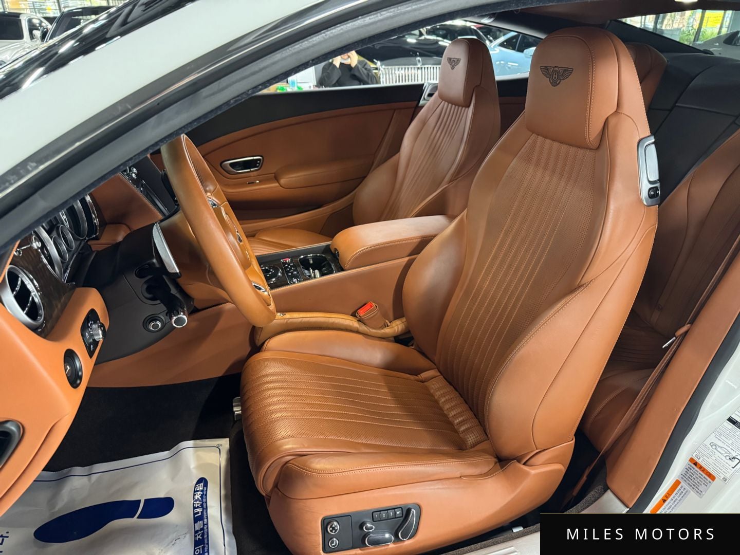 Bentley Continental GT 2016 — миниатюра 8