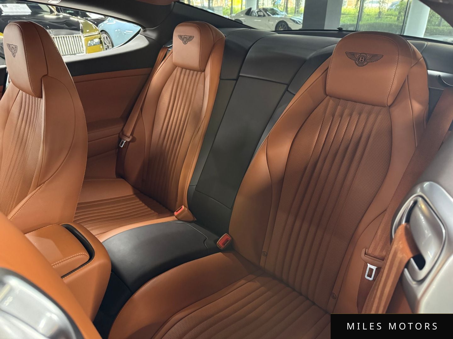 Bentley Continental GT 2016 — миниатюра 12