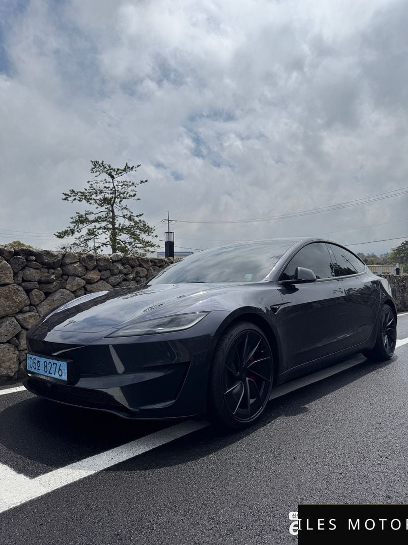 Tesla Model 3 2026