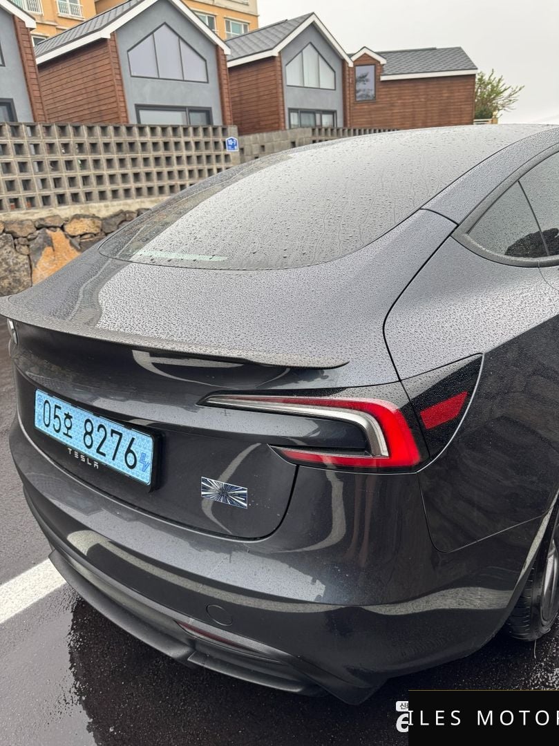 Tesla Model 3 2026 — миниатюра 7