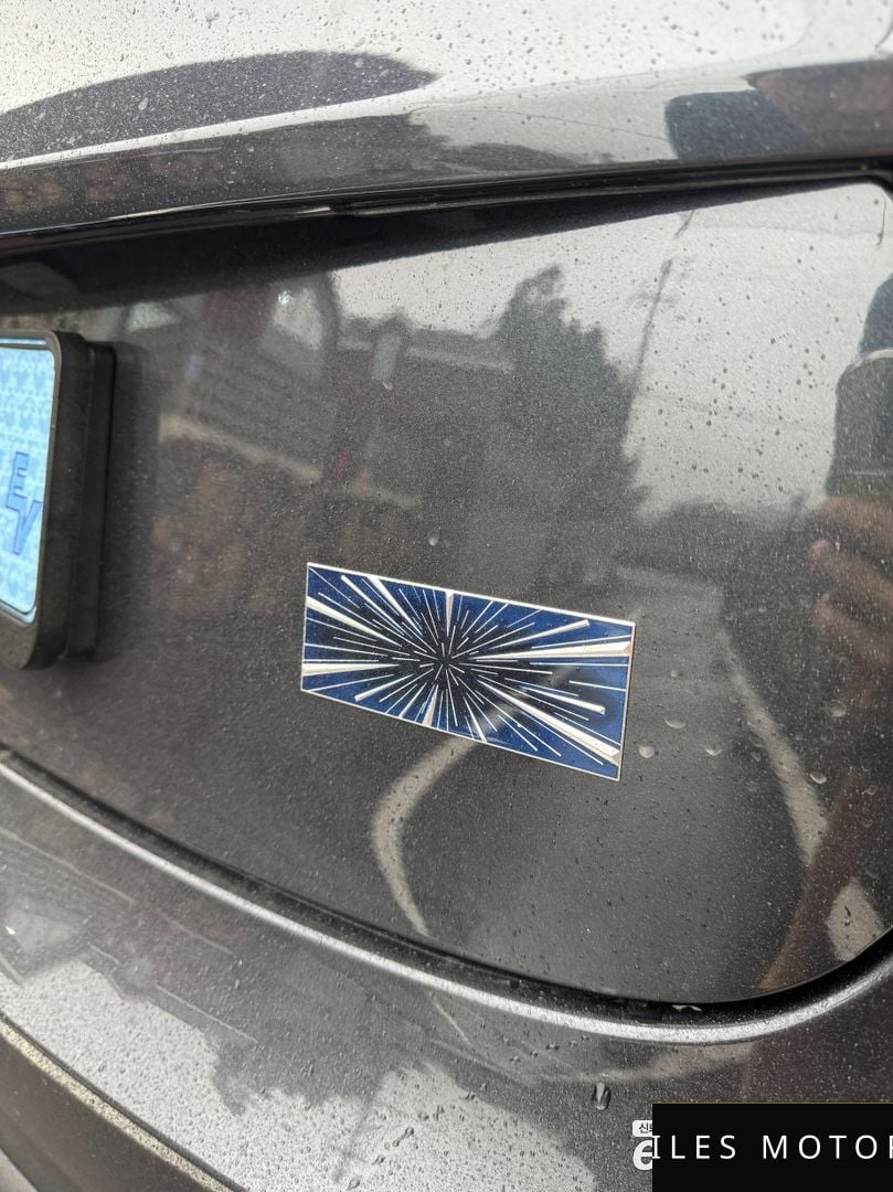 Tesla Model 3 2026 — миниатюра 9