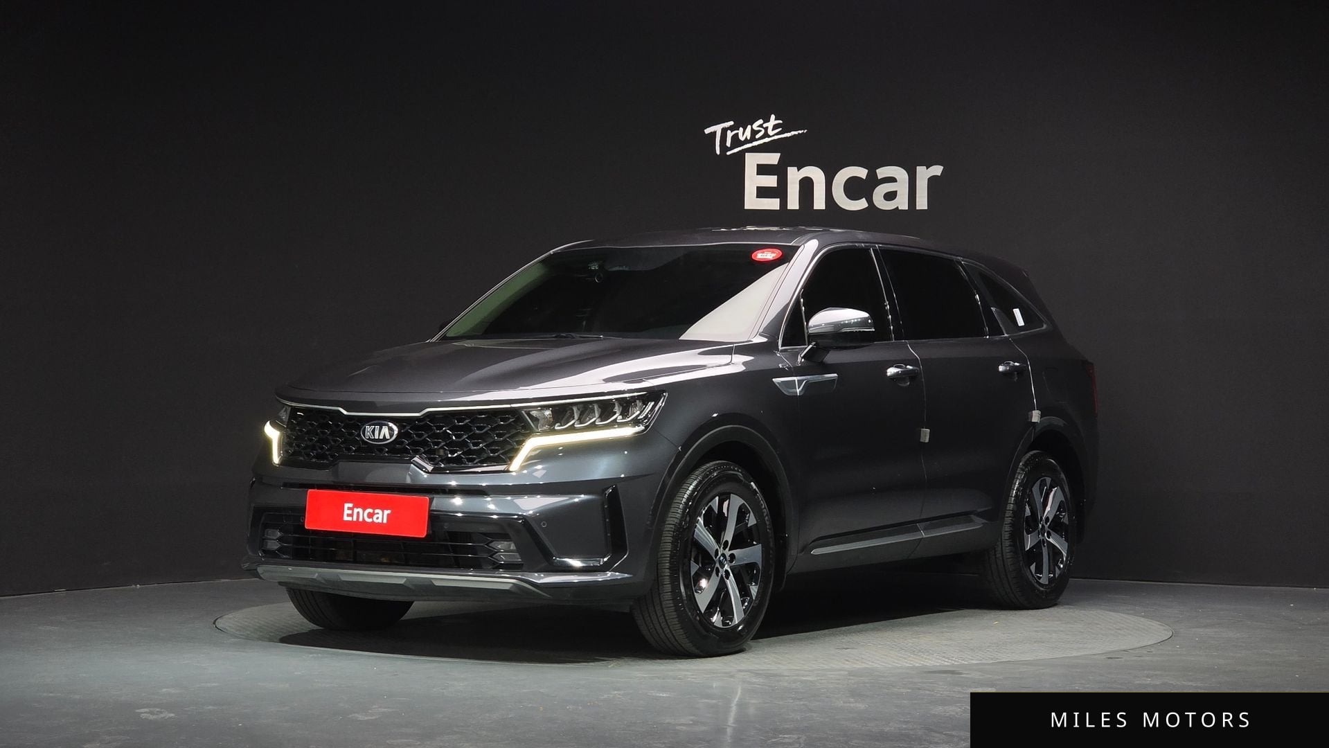 Kia Sorento 2021 — фото 1 из 12