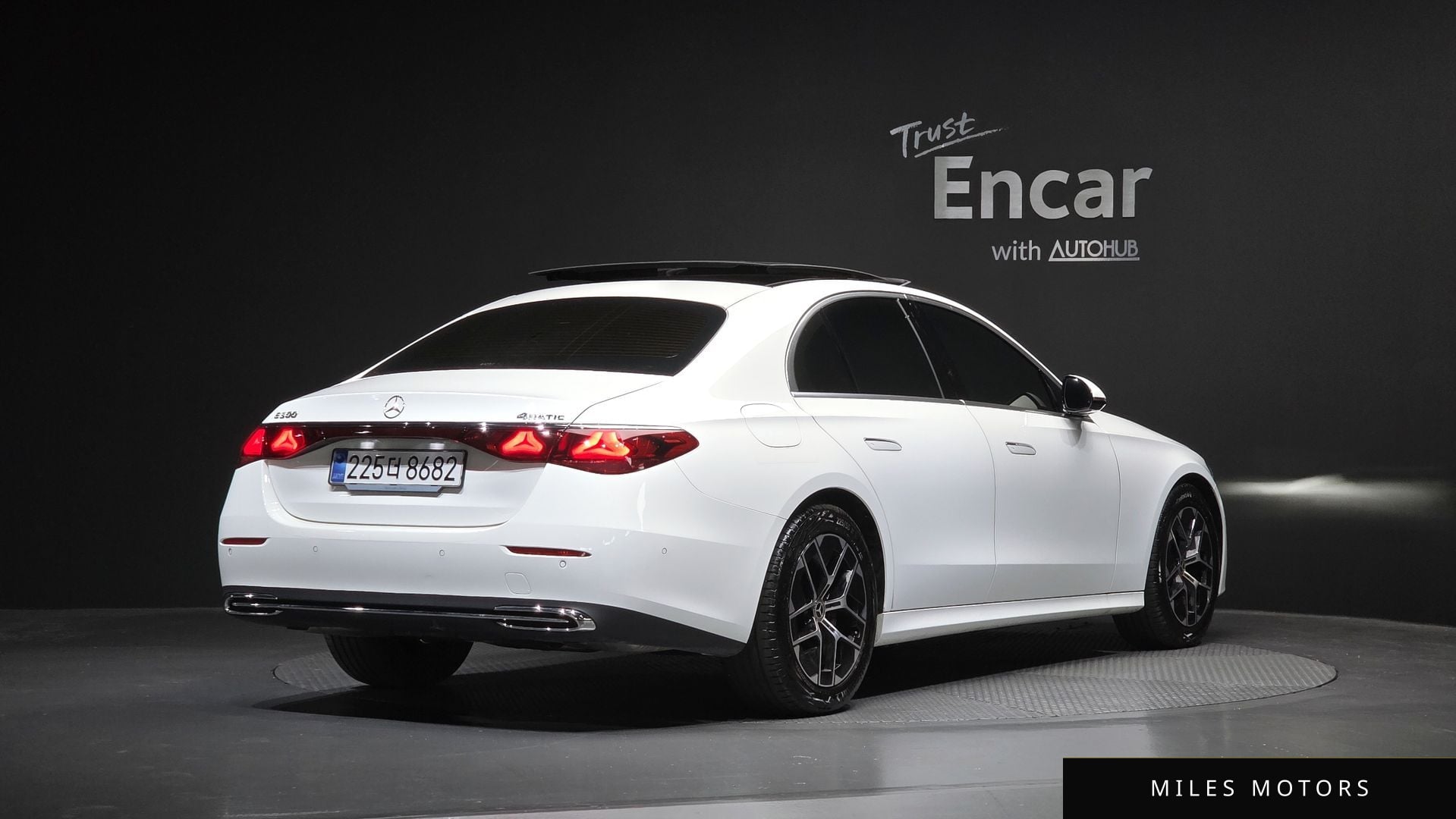 Mercedes-Benz E-Class W214 2025 — миниатюра 2