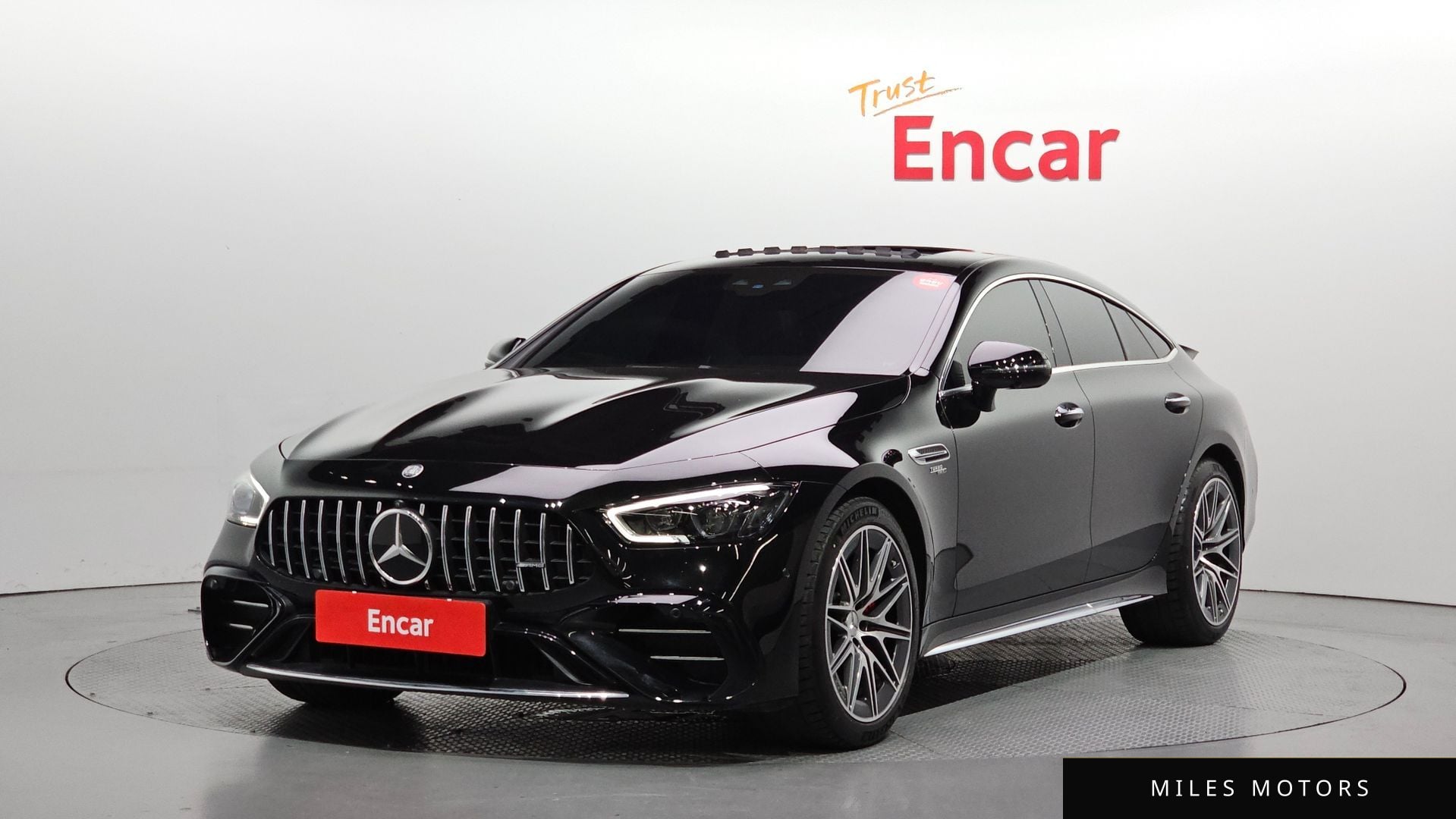 Mercedes-Benz AMG GT 2024 — фото 1 из 12