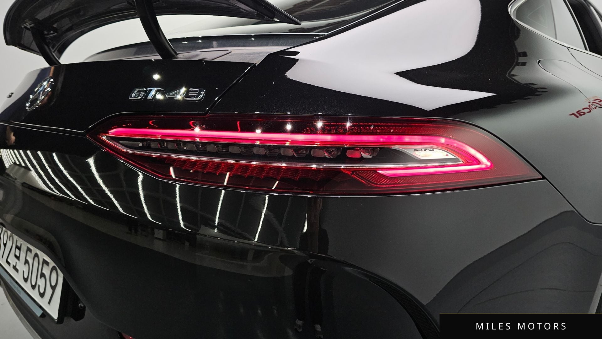 Mercedes-Benz AMG GT 2024 — миниатюра 9