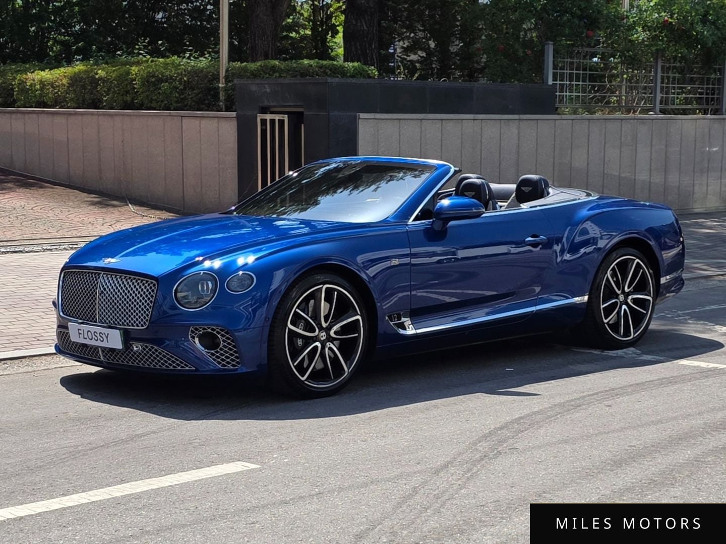 Bentley Continental GT 2019 — фото 1 из 12