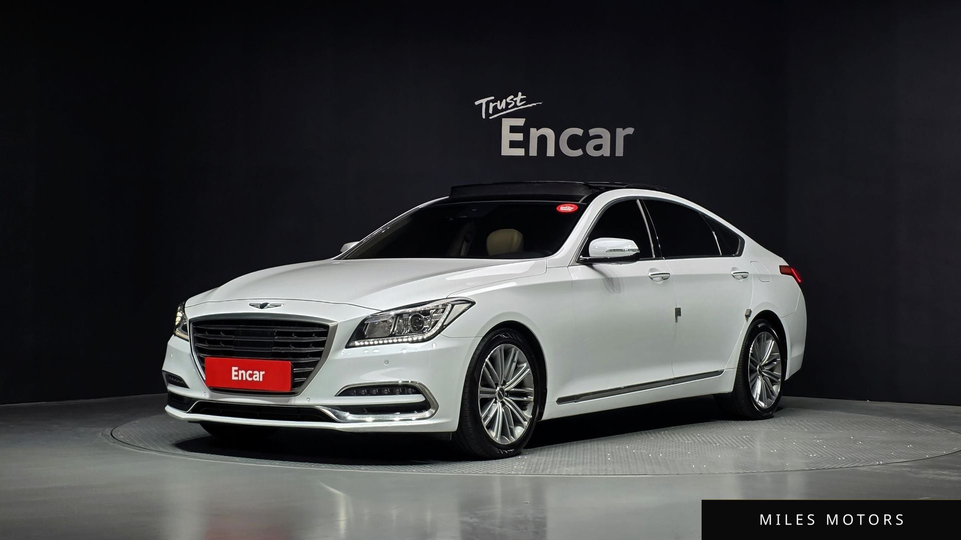 Genesis G80 2019 — фото 1 из 12