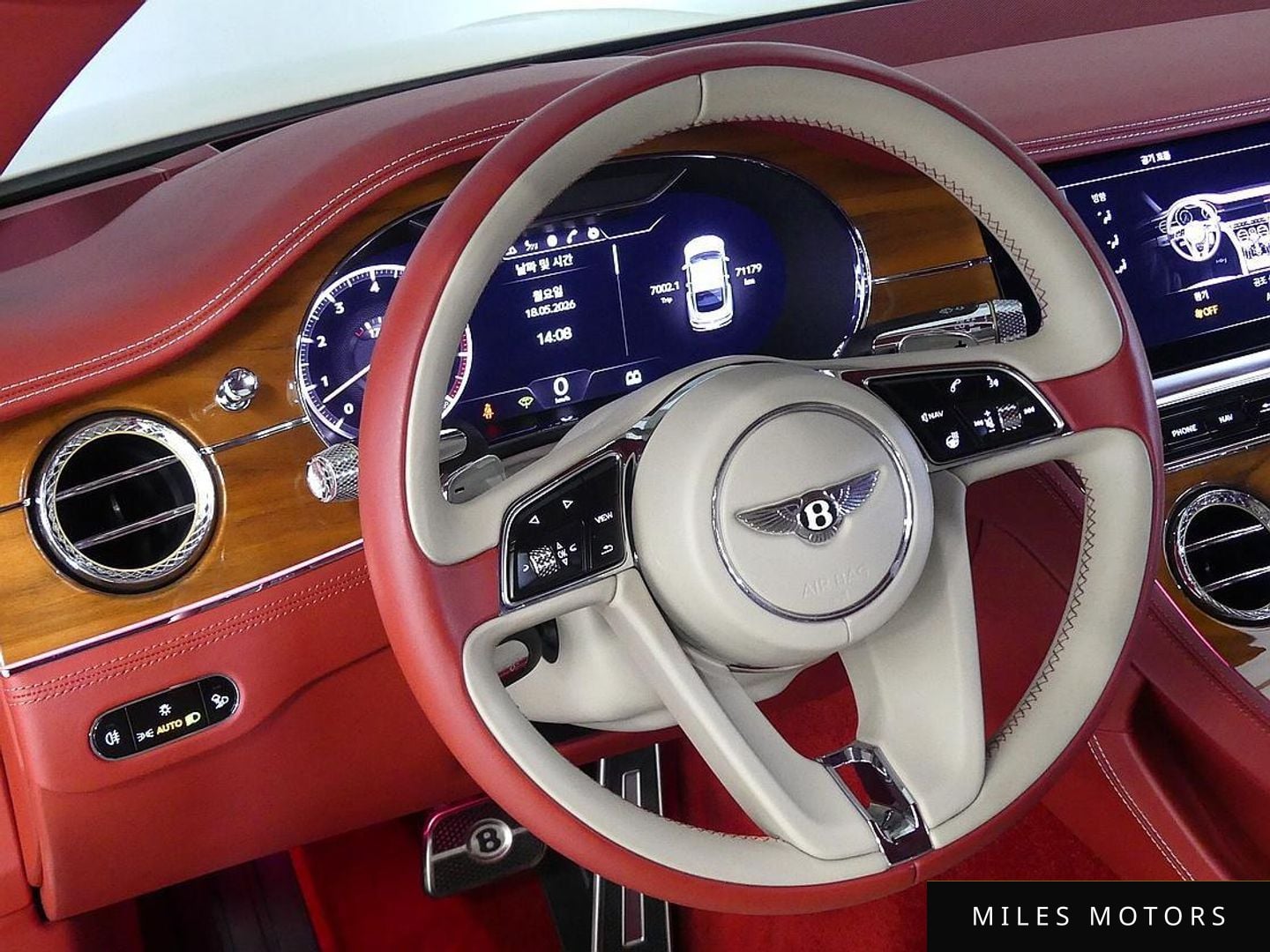Bentley Continental GT 2020 — миниатюра 10