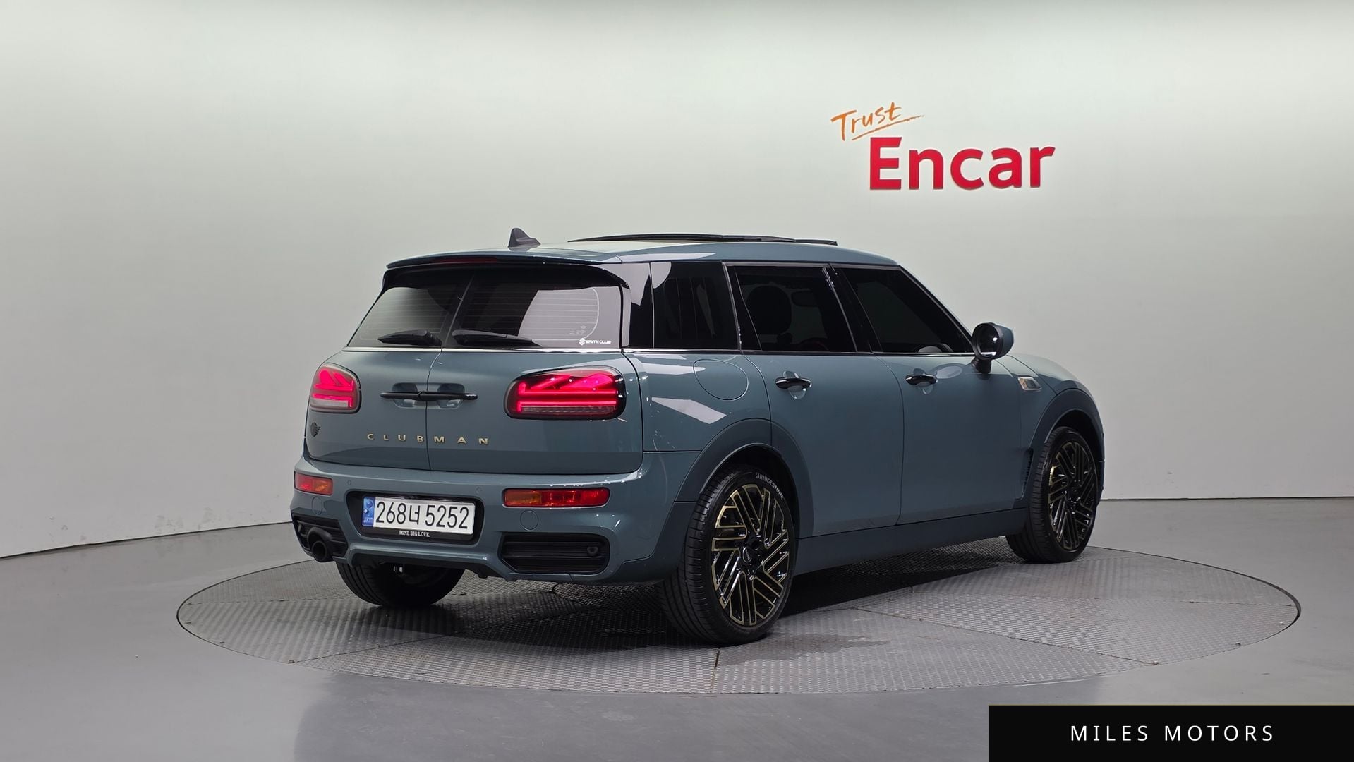 MINI Clubman 2023 — миниатюра 2