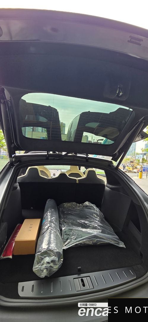 Tesla Model X 2026 — миниатюра 4