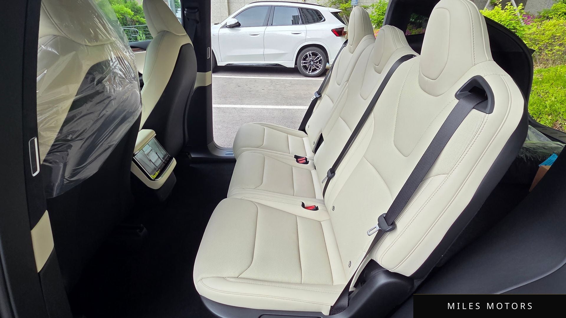 Tesla Model X 2026 — миниатюра 6