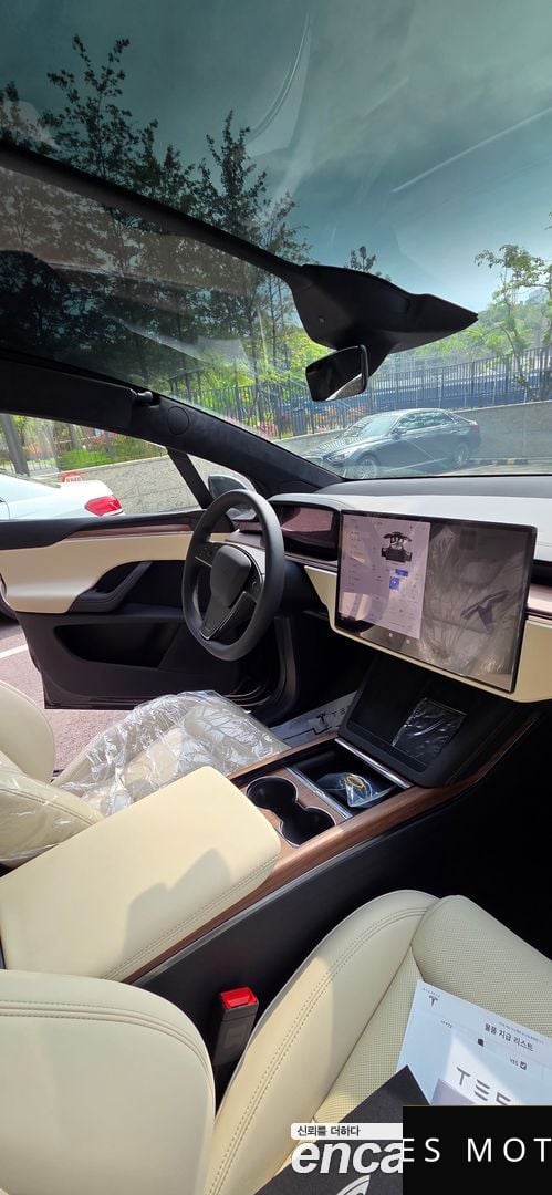 Tesla Model X 2026 — миниатюра 8