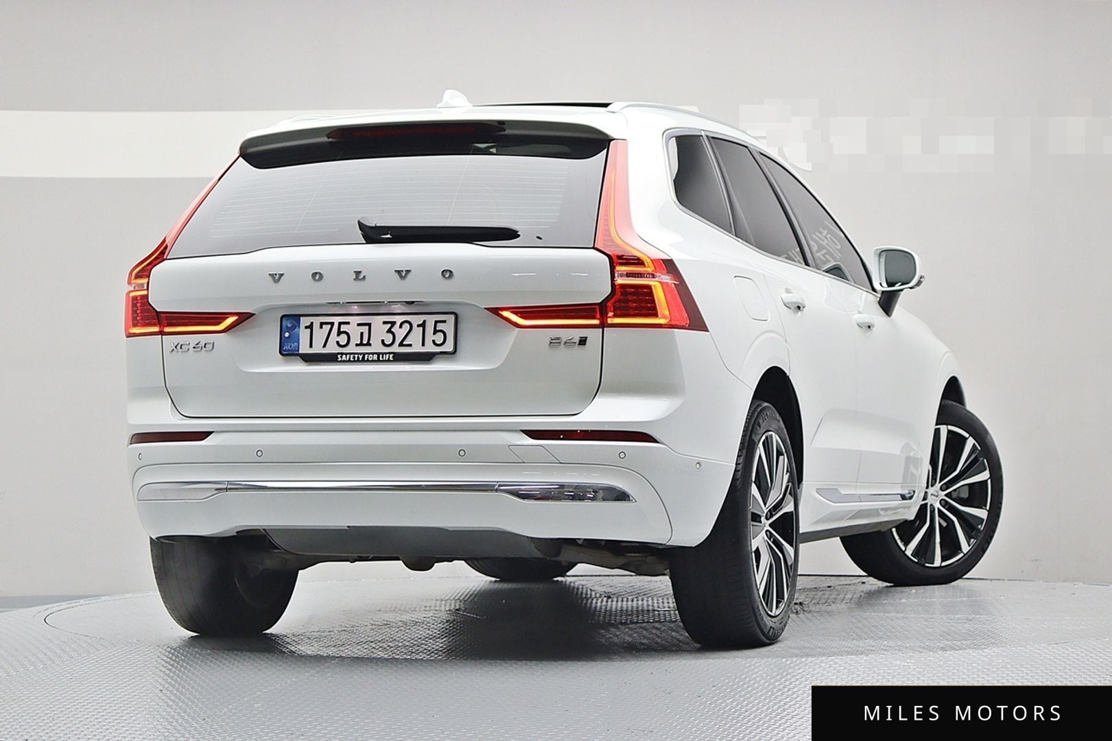 Volvo XC60 2025 — миниатюра 2