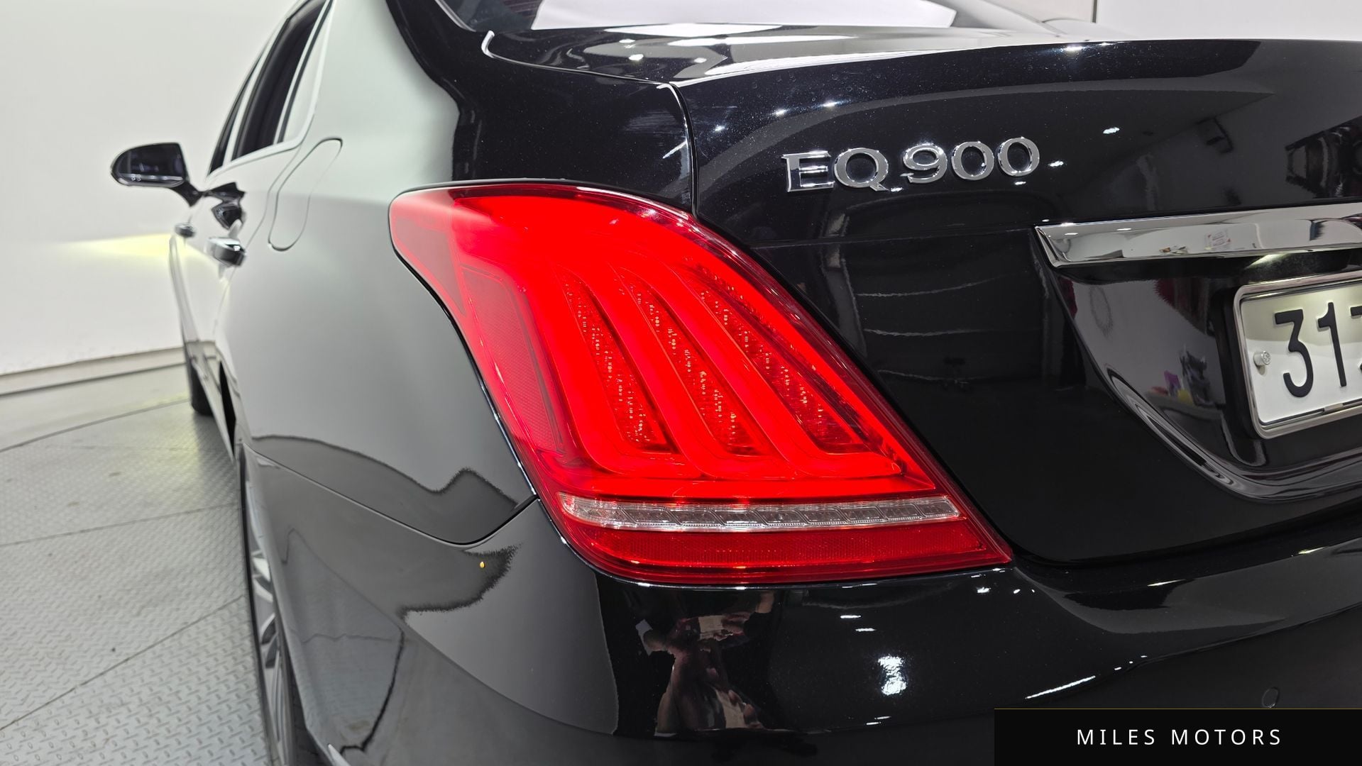 Genesis EQ900 2017 — миниатюра 9