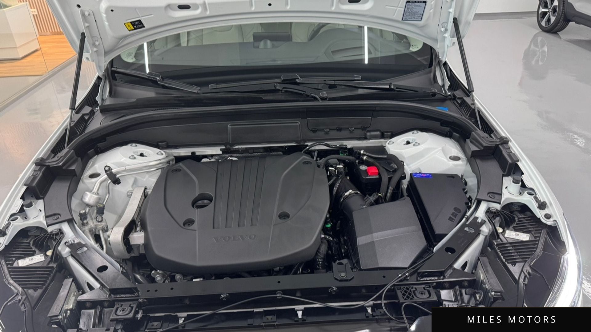Volvo XC60 2026 — миниатюра 6