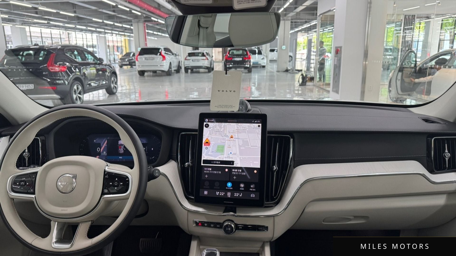 Volvo XC60 2026 — миниатюра 7