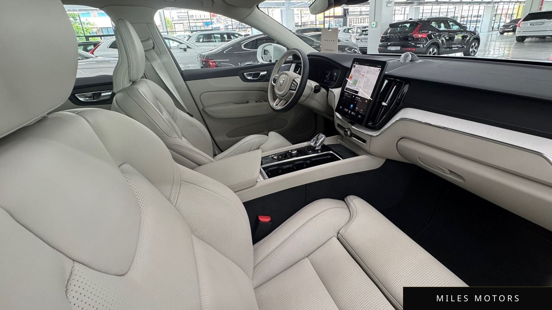 Volvo XC60 2026 — миниатюра 9