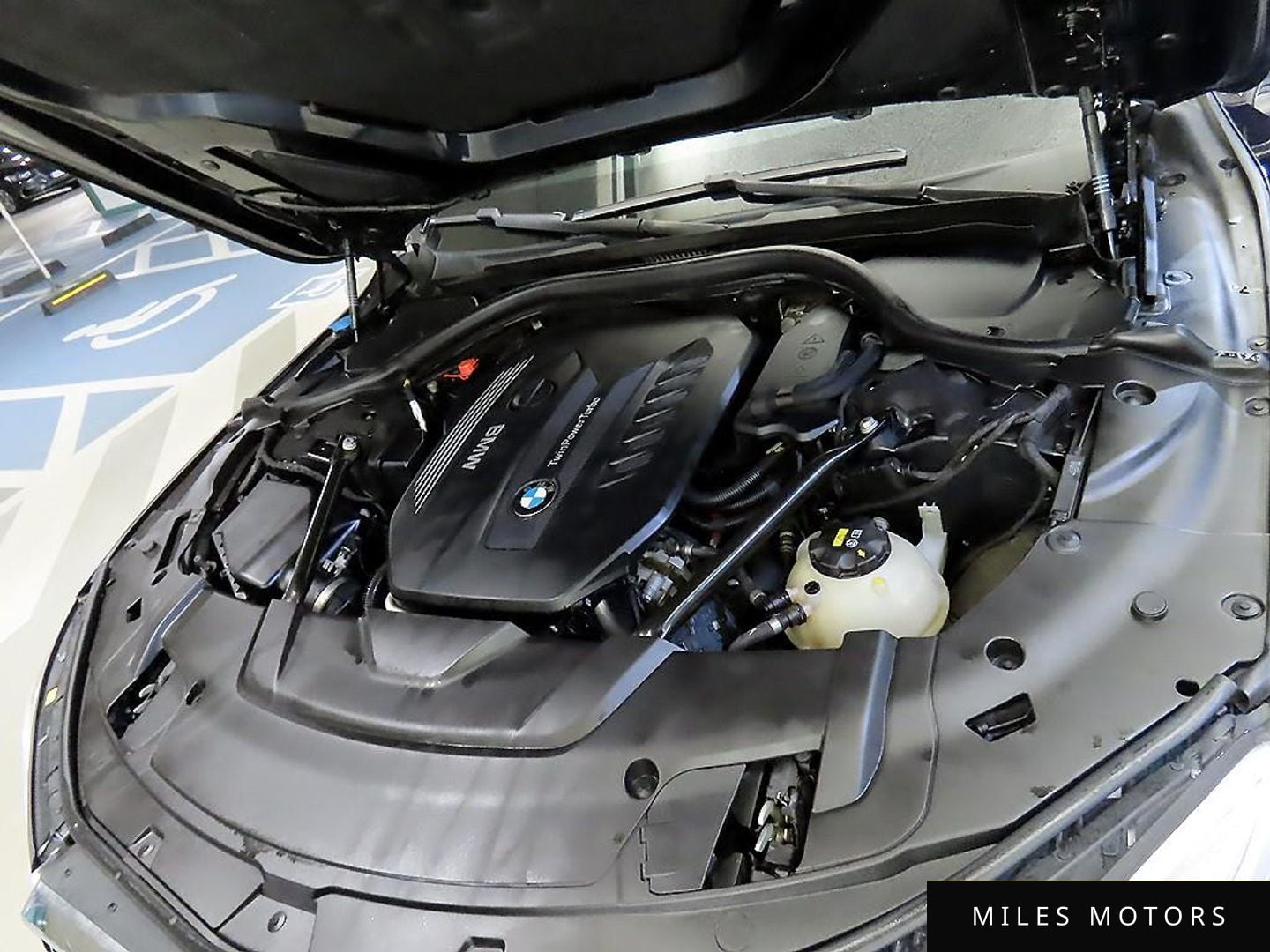 BMW 7 Series (G11) 2017 — миниатюра 9