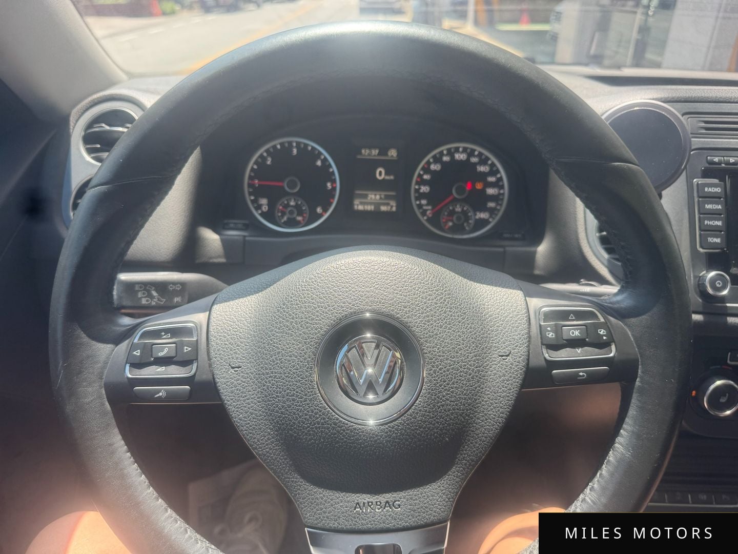 Volkswagen Tiguan 2015 — миниатюра 12