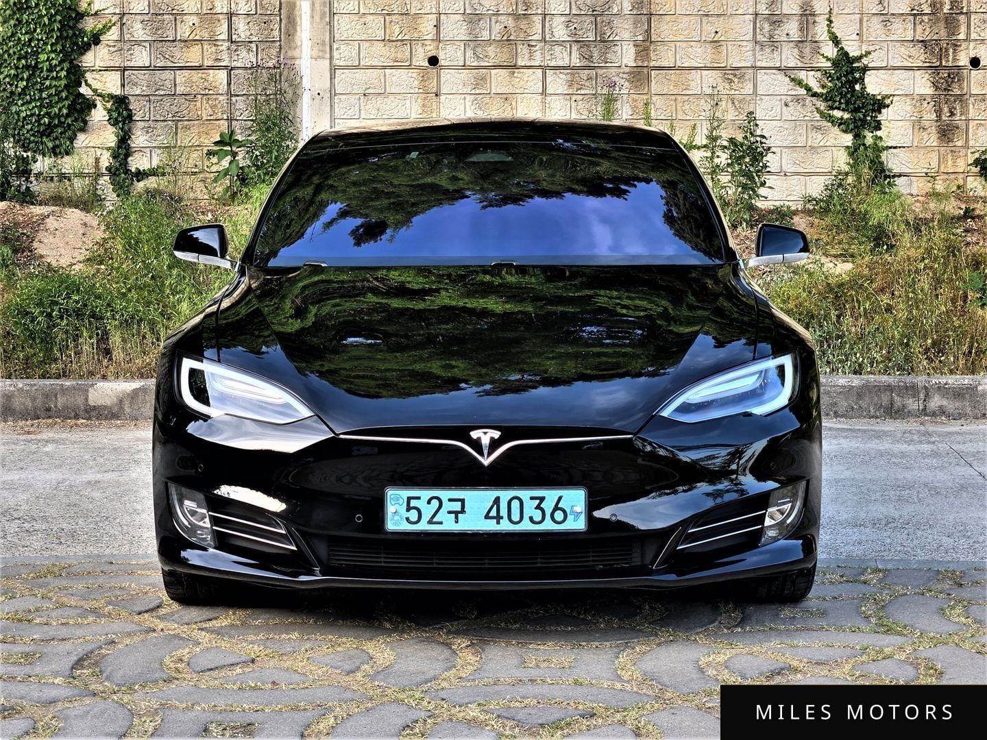 Tesla Model S 2017 — миниатюра 3