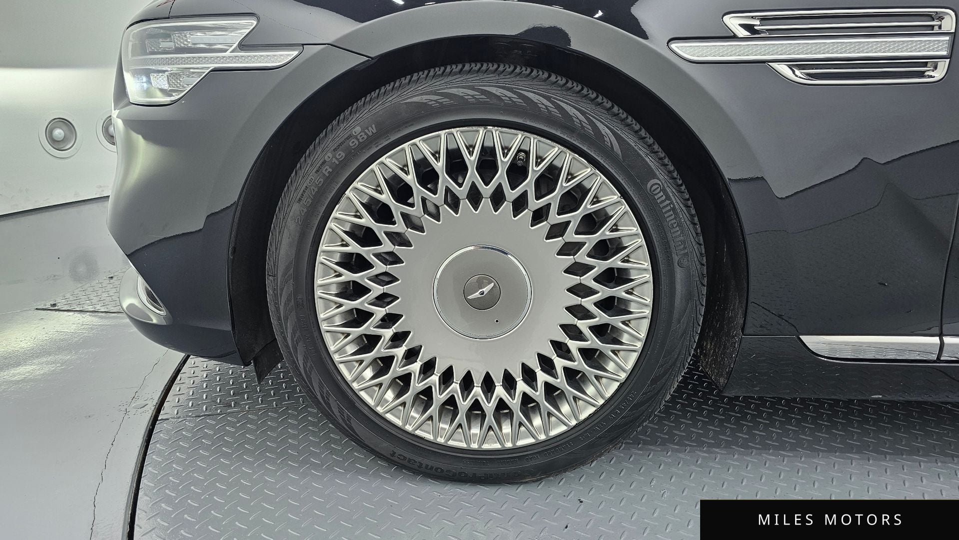 Genesis G90 2019 — миниатюра 5