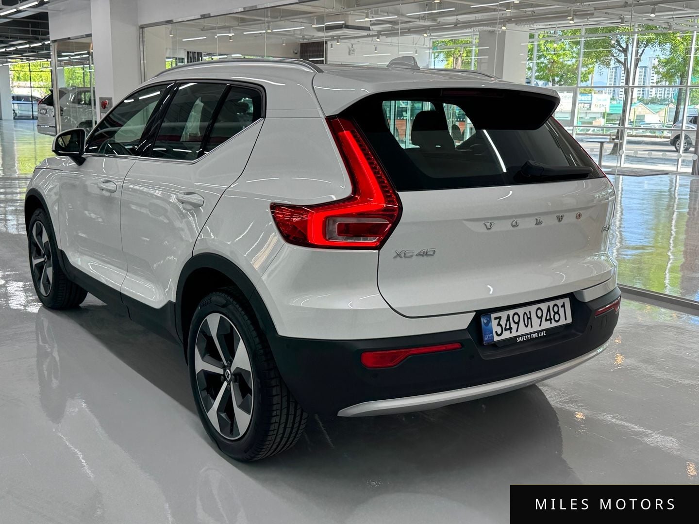 Volvo XC40 2025 — миниатюра 2