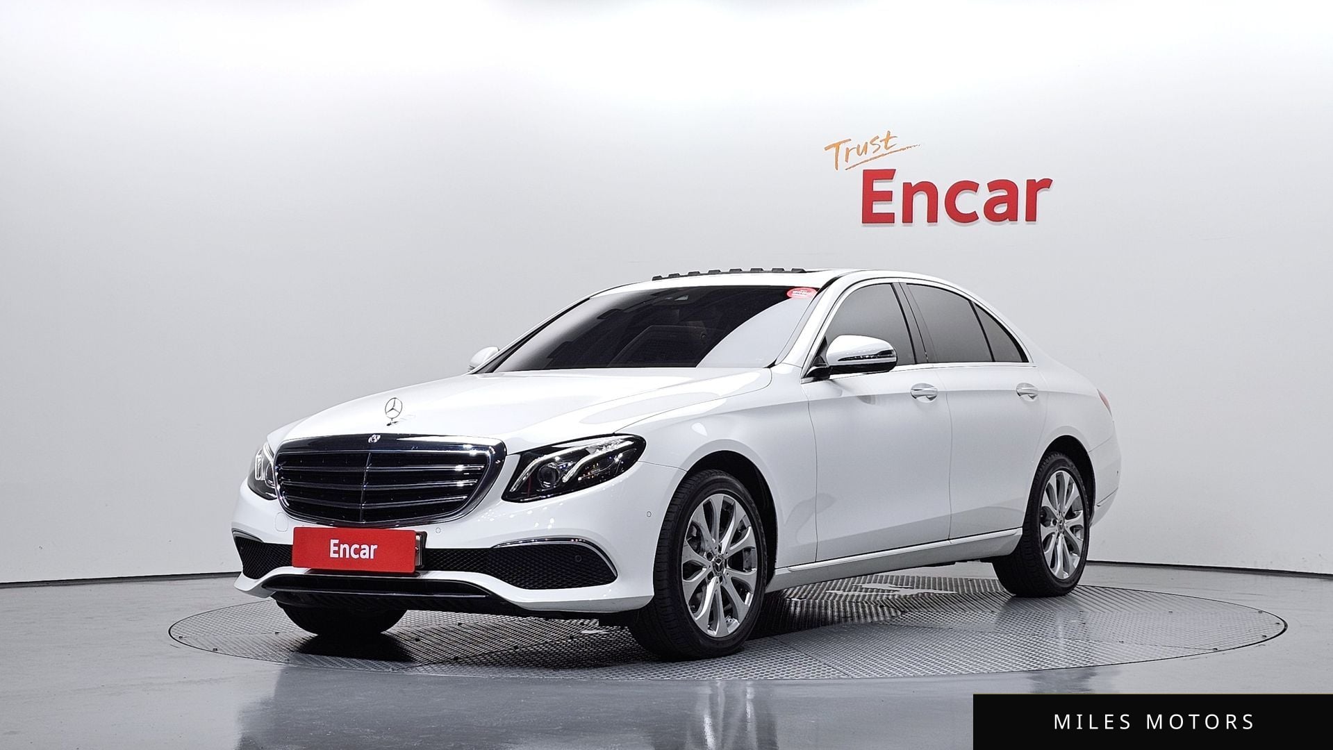 Mercedes-Benz E-Class W213 2019 — фото 1 из 12