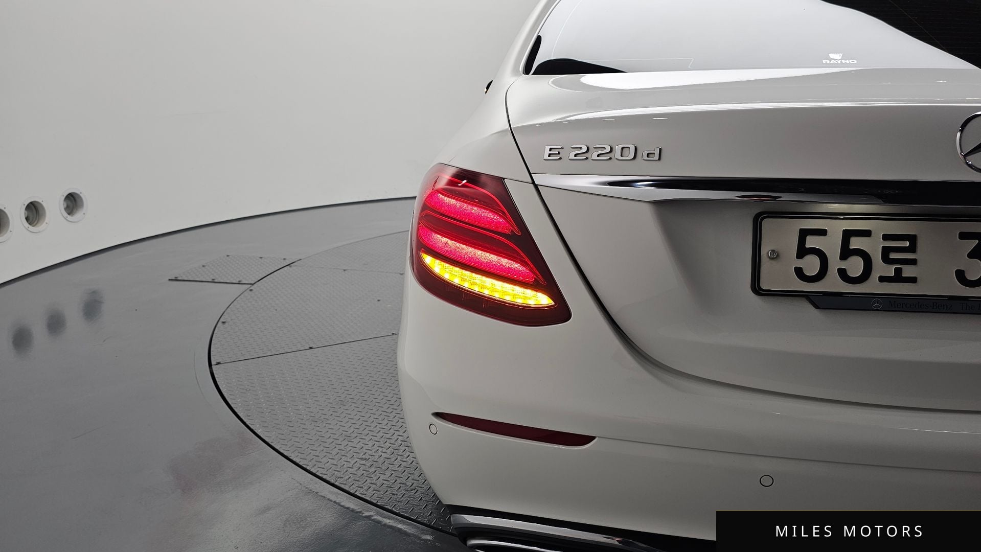 Mercedes-Benz E-Class W213 2019 — миниатюра 9