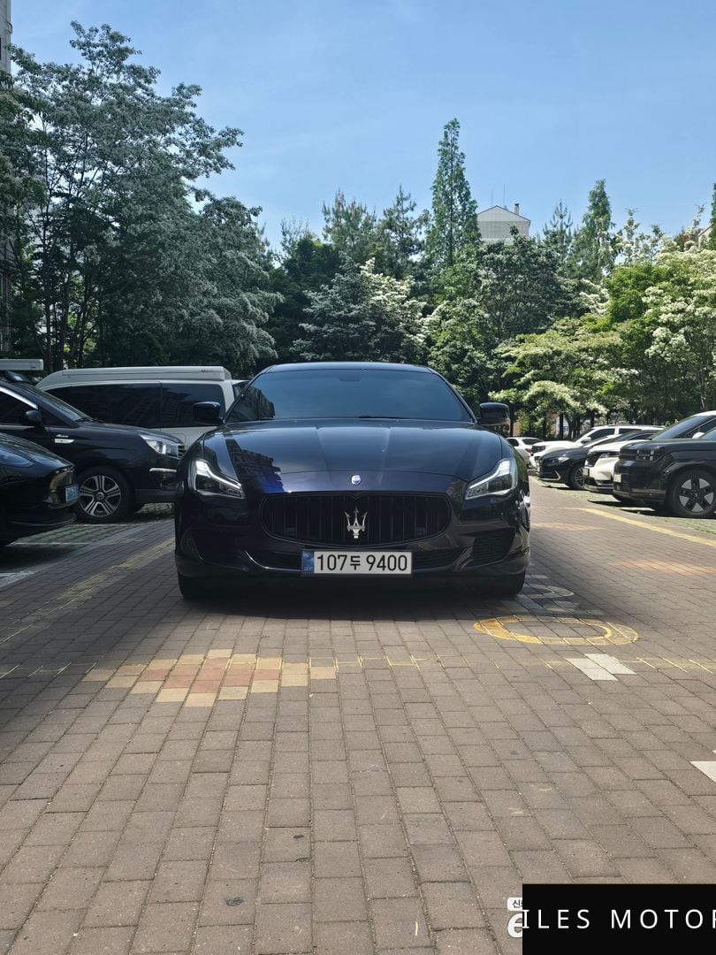 Maserati Quattroporte 2015 — фото 1 из 12