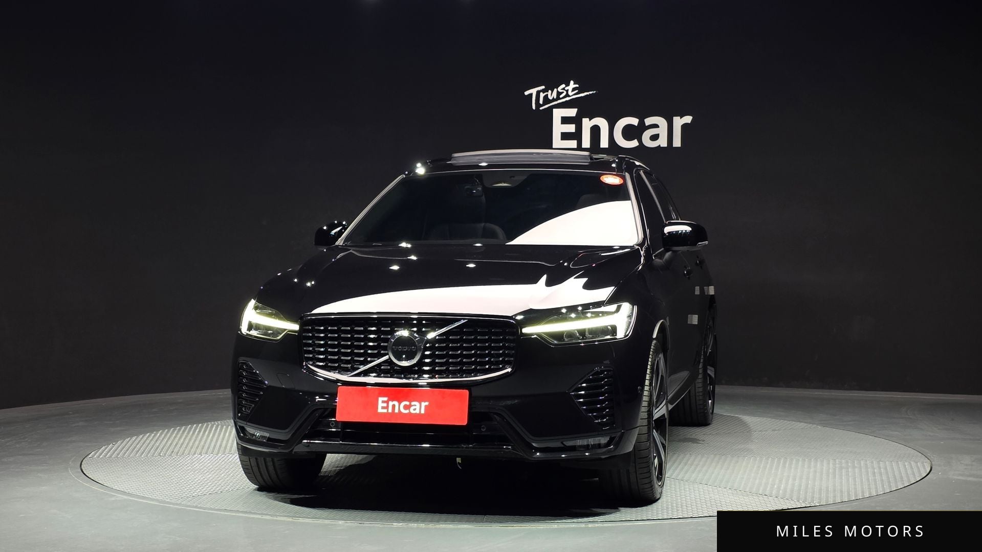 Volvo XC60 2022 — миниатюра 3